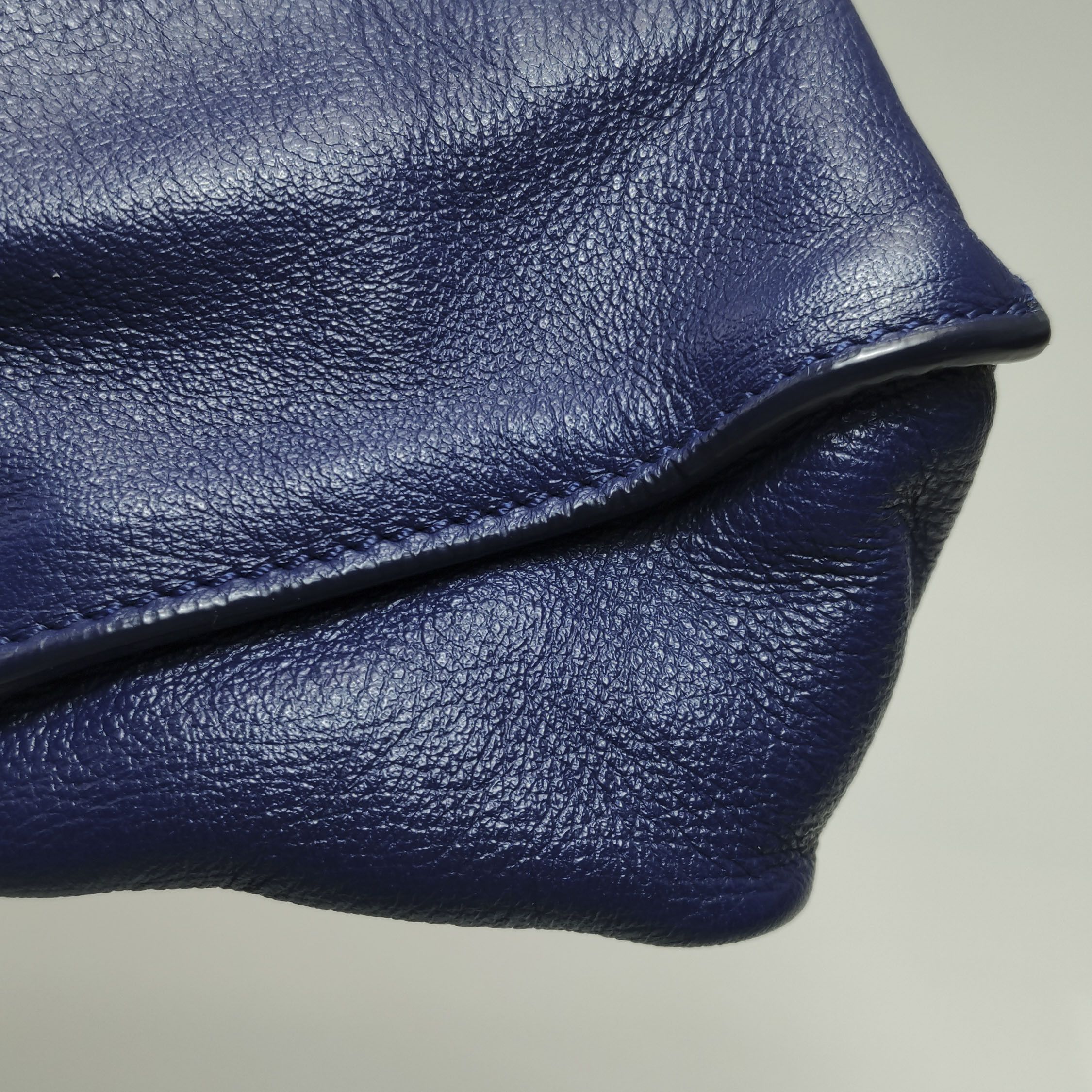 Balenciaga Balenciaga Women os Crossbody Bags Size ONE SIZE - 18 Thumbnail
