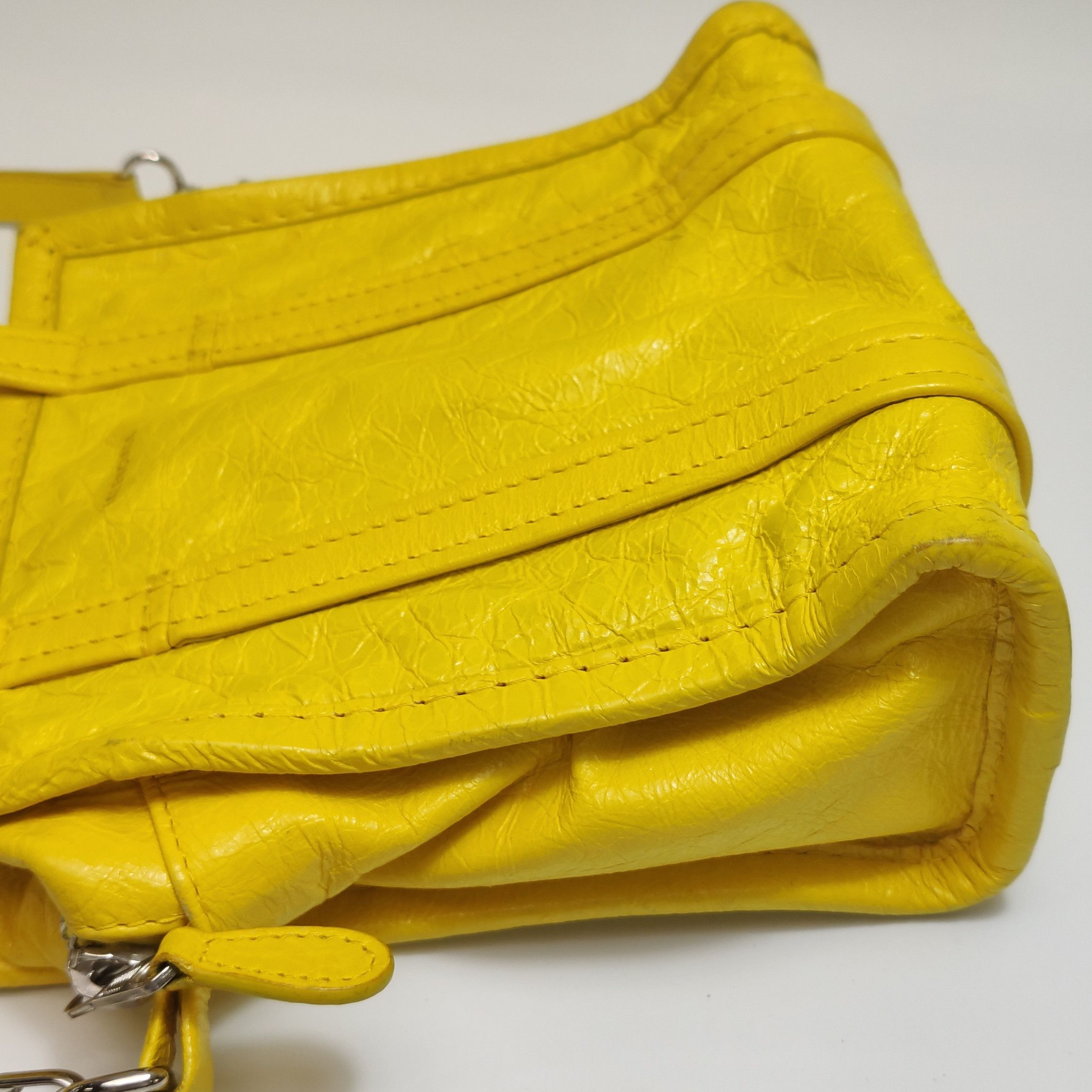 Balenciaga Balenciaga Women os Shoulder Bags Size ONE SIZE - 22 Thumbnail