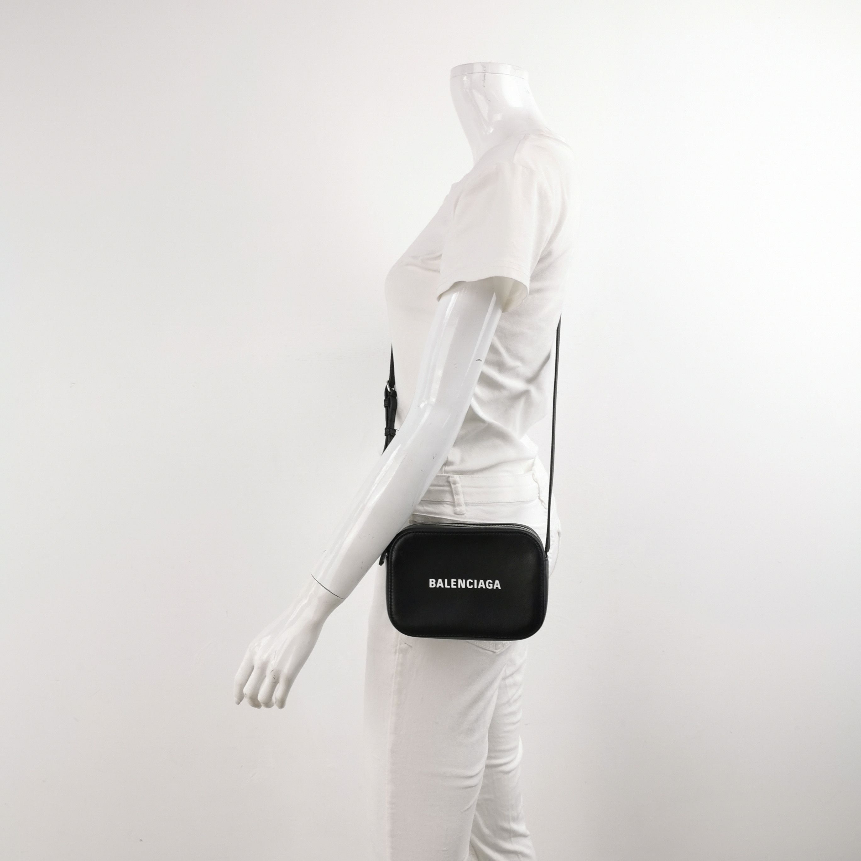 Balenciaga Balenciaga Women os Shoulder Bags Size ONE SIZE - 2 Thumbnail