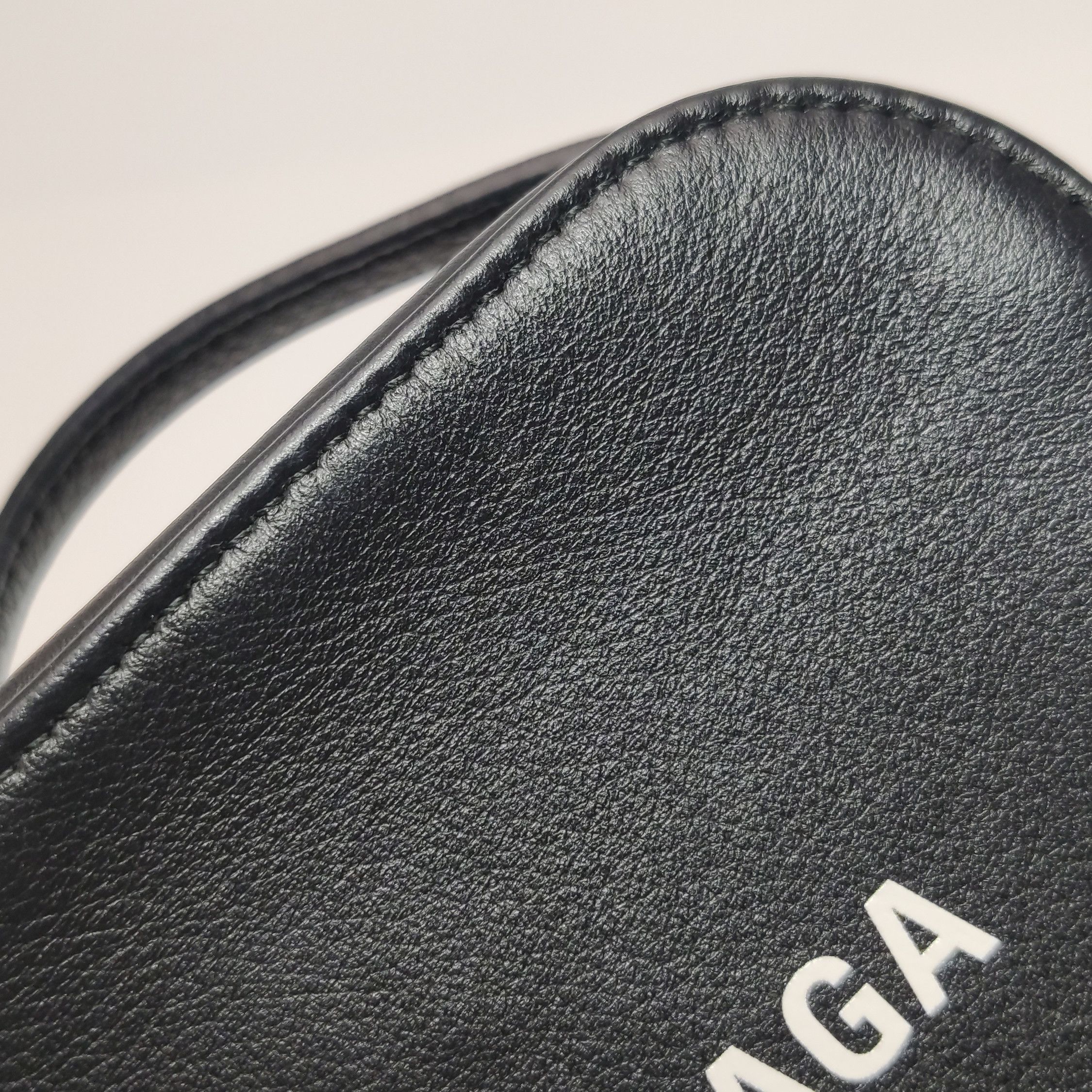 Balenciaga Balenciaga Women os Shoulder Bags Size ONE SIZE - 17 Thumbnail