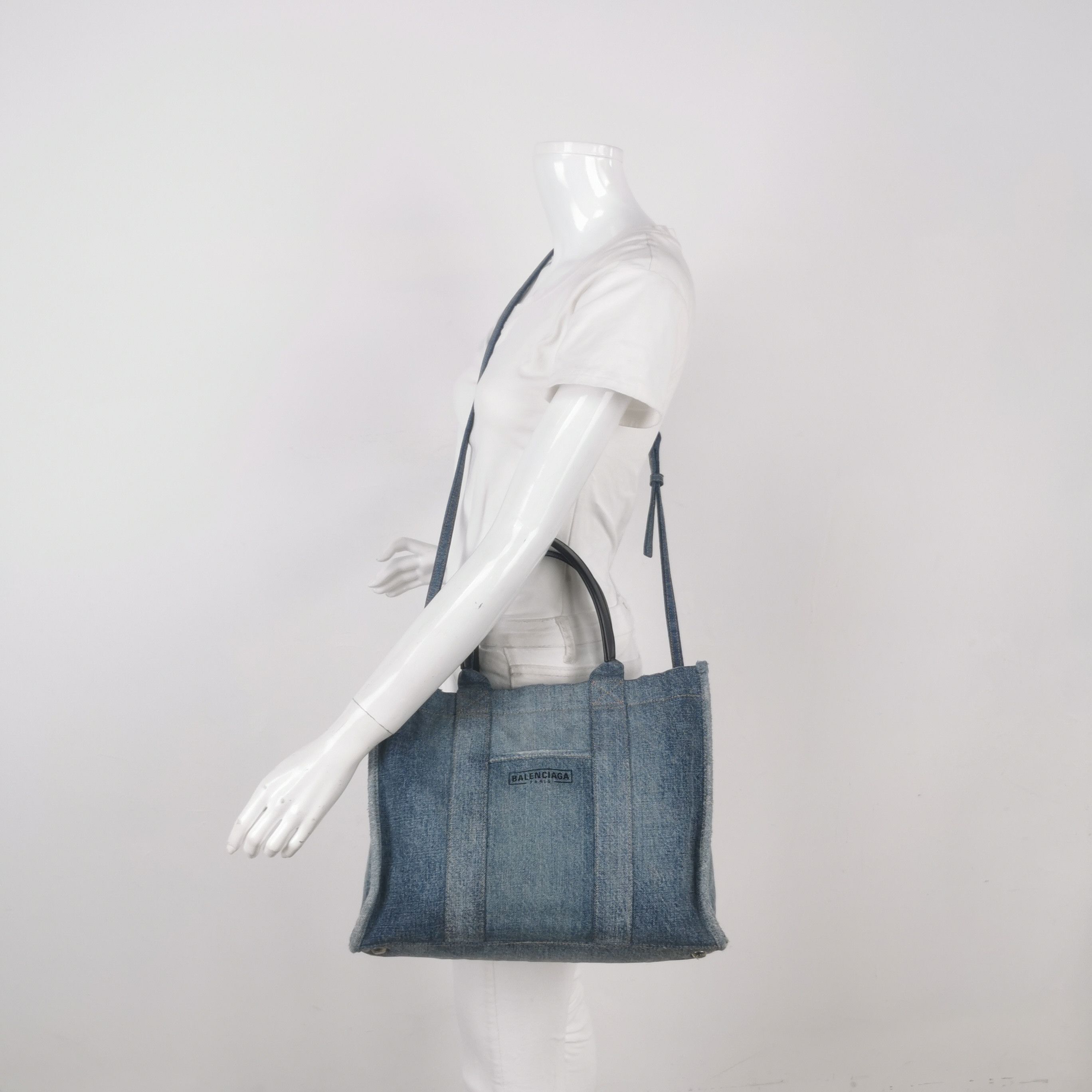 Balenciaga Balenciaga Women os Shoulder Bags Size ONE SIZE - 2 Thumbnail