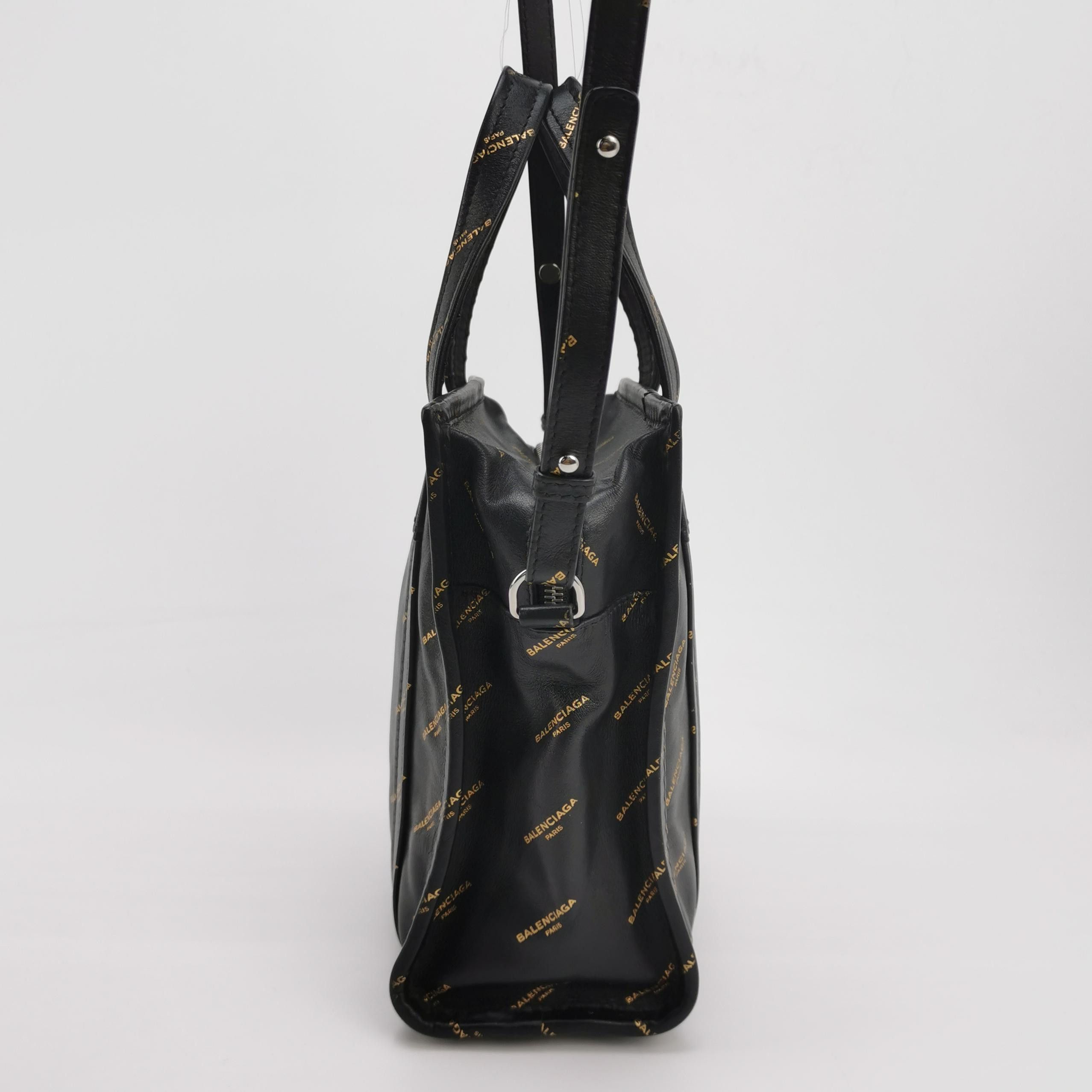 Balenciaga Balenciaga Women os Shoulder Bags Size ONE SIZE - 3 Thumbnail