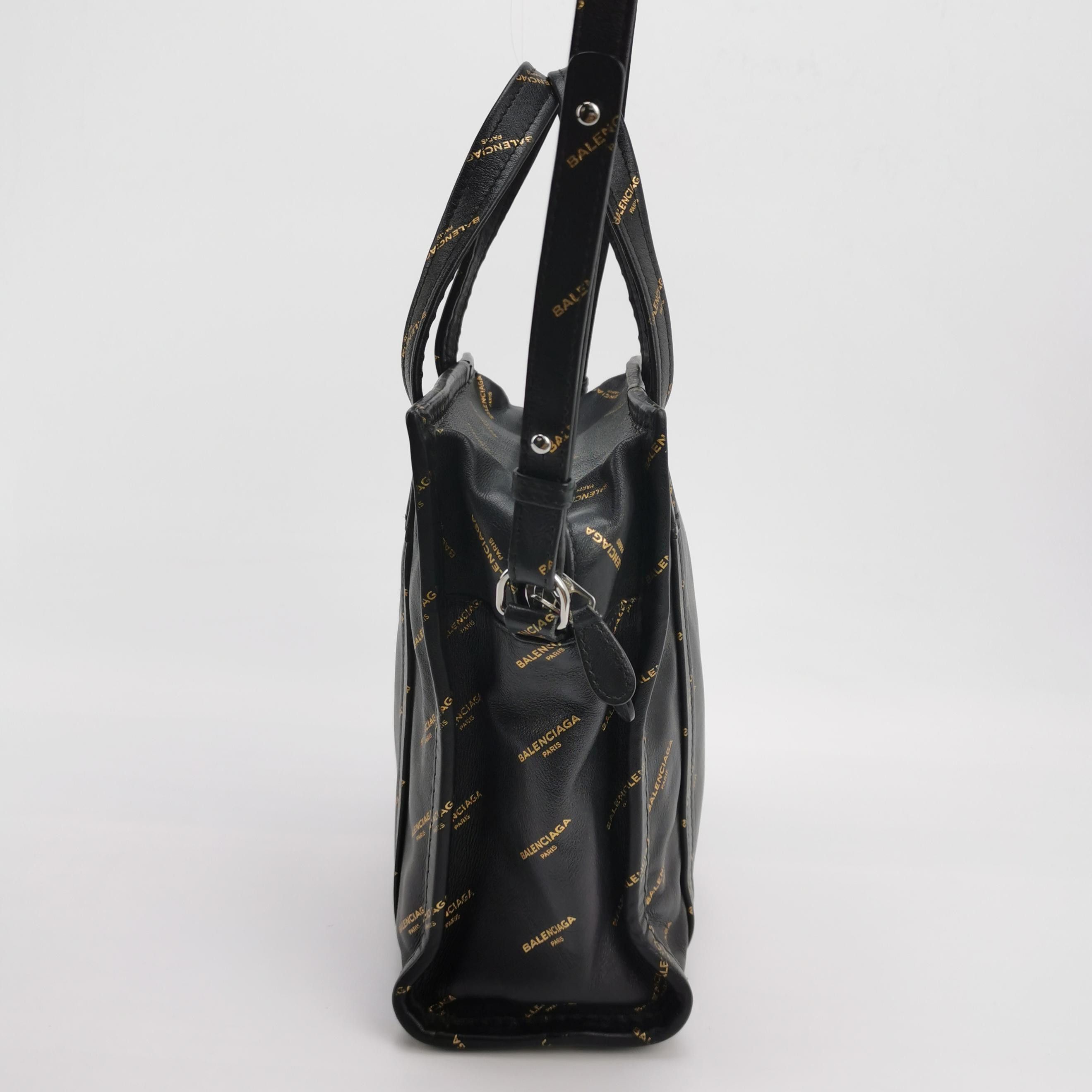 Balenciaga Balenciaga Women os Shoulder Bags Size ONE SIZE - 4 Thumbnail