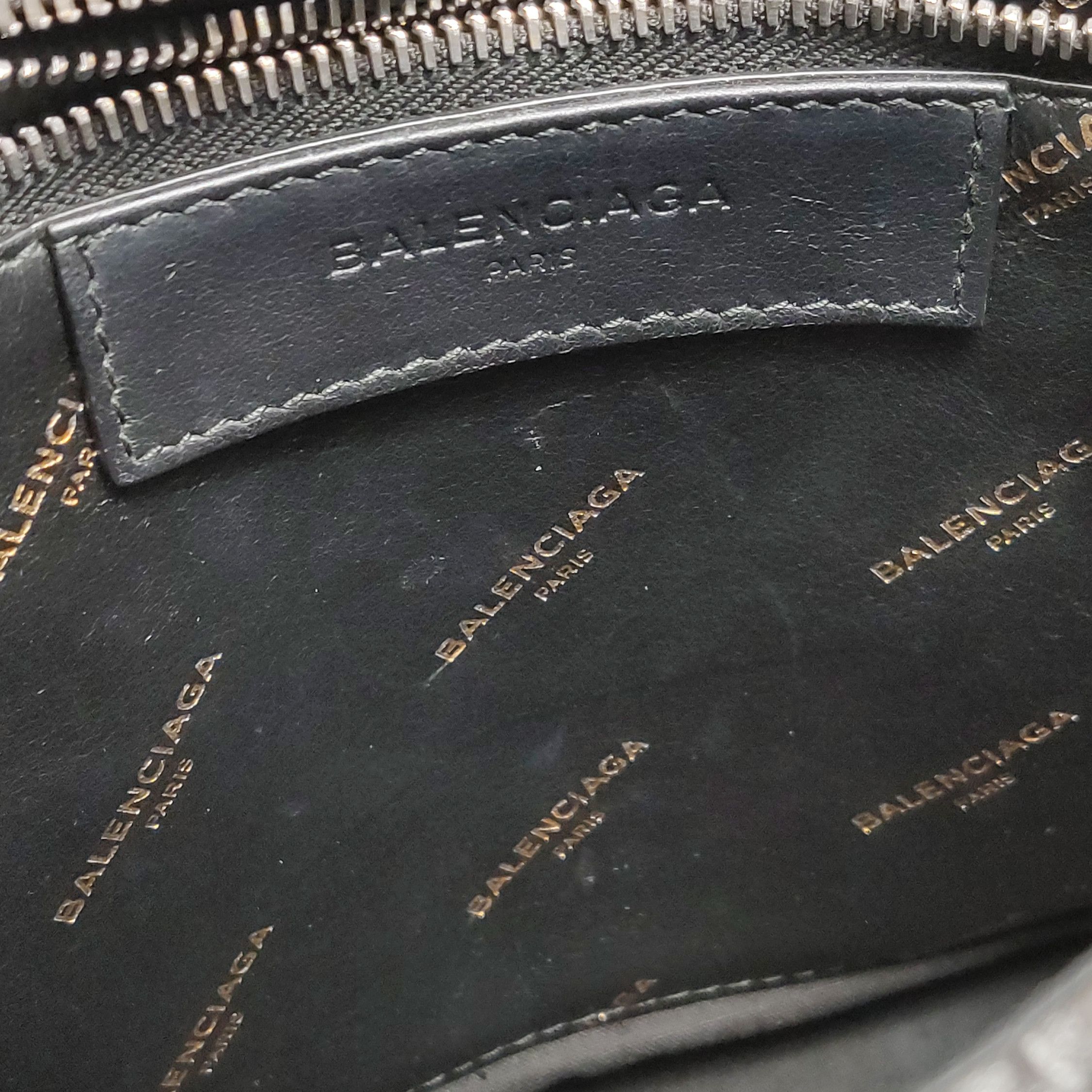 Balenciaga Balenciaga Women os Shoulder Bags Size ONE SIZE - 9 Thumbnail