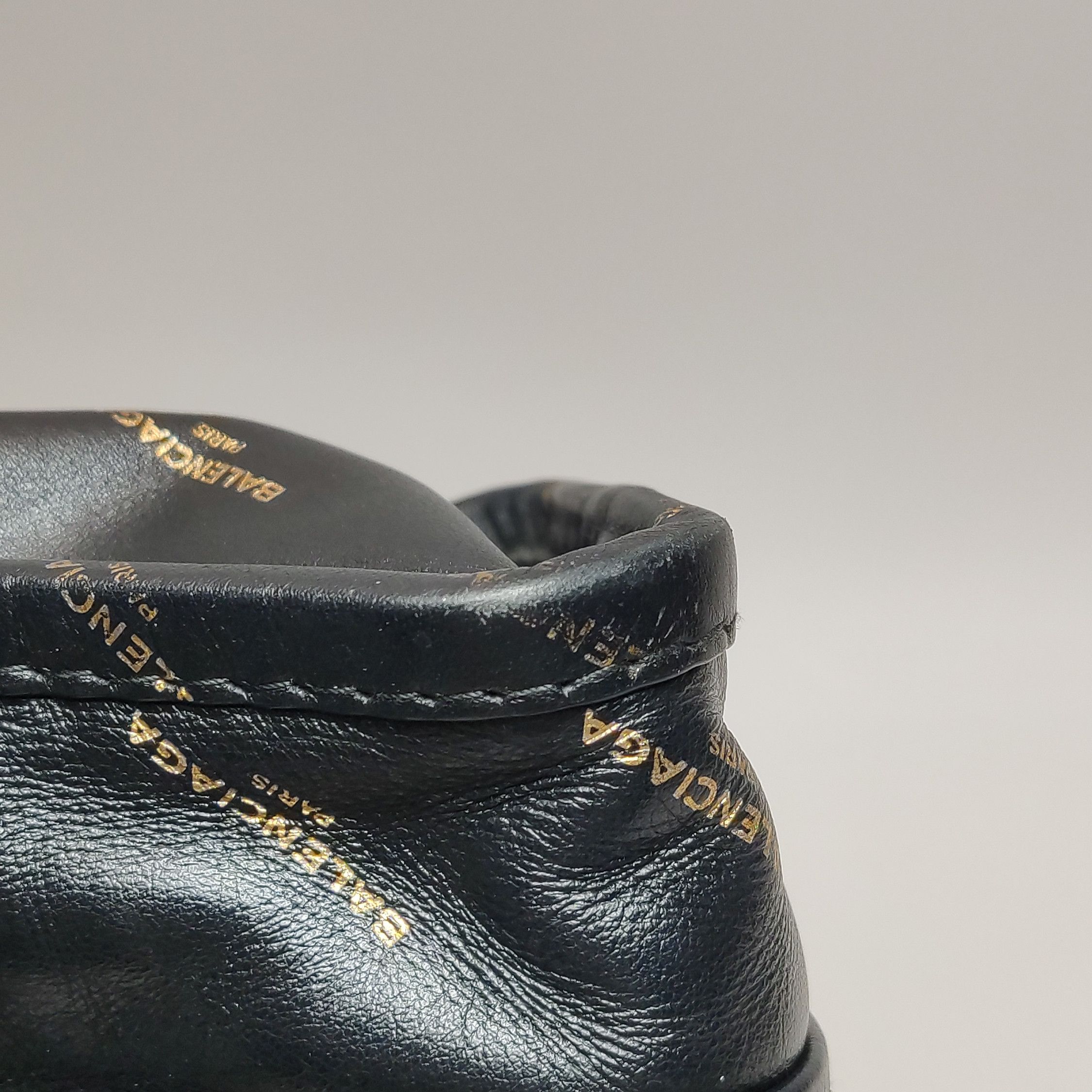Balenciaga Balenciaga Women os Shoulder Bags Size ONE SIZE - 16 Thumbnail