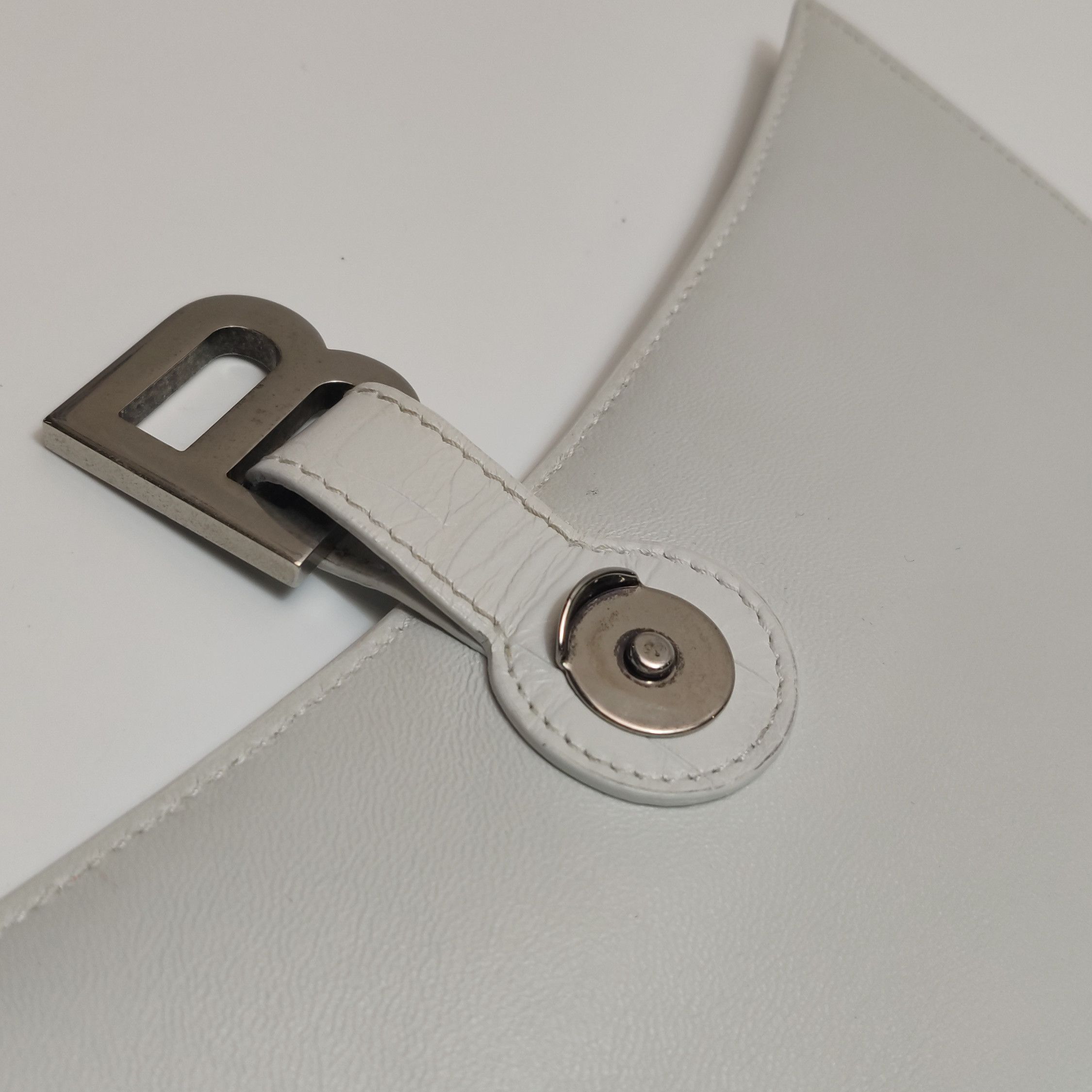 Balenciaga Balenciaga Women os Shoulder Bags Size ONE SIZE - 14 Thumbnail