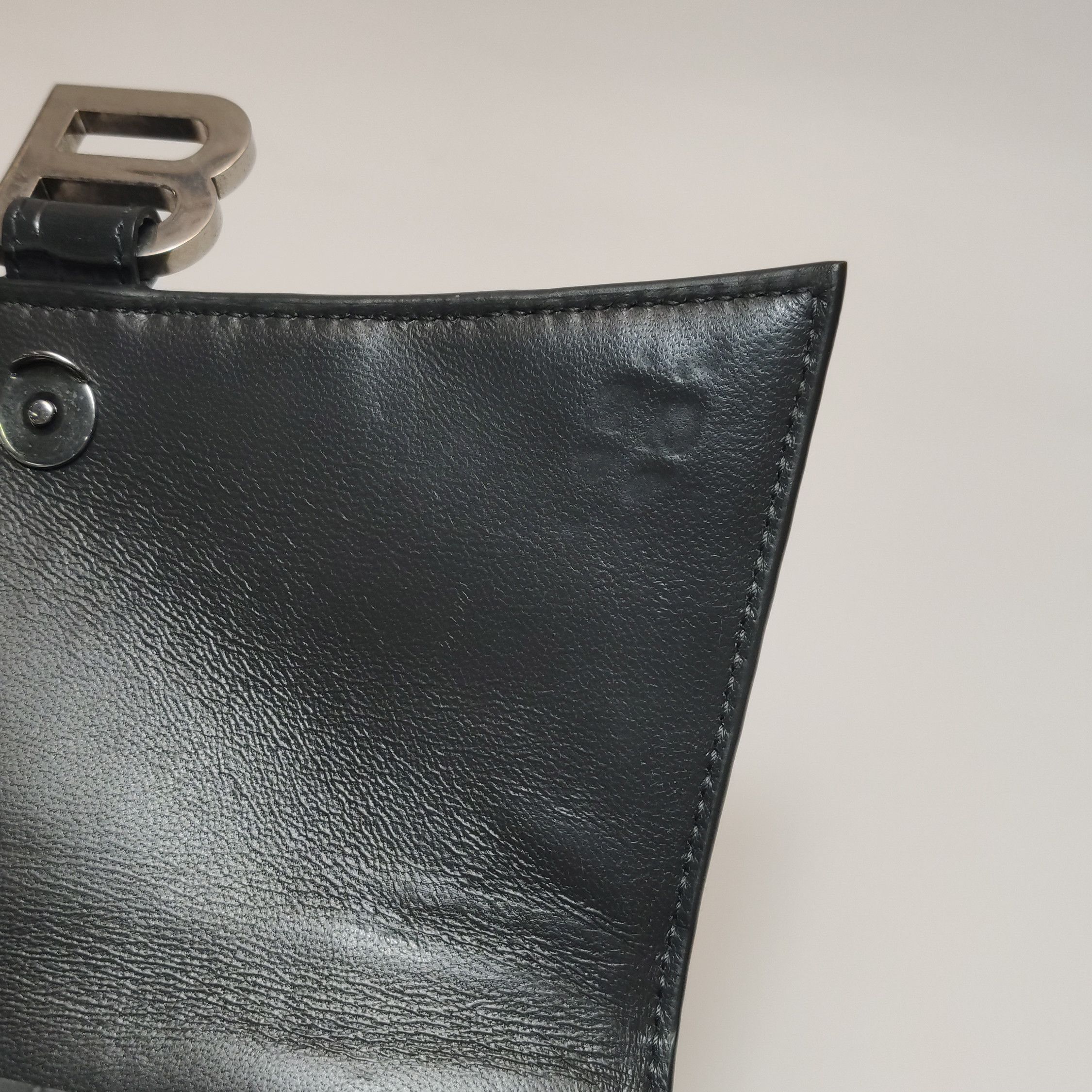 Balenciaga Balenciaga Women os Shoulder Bags Size ONE SIZE - 16 Thumbnail