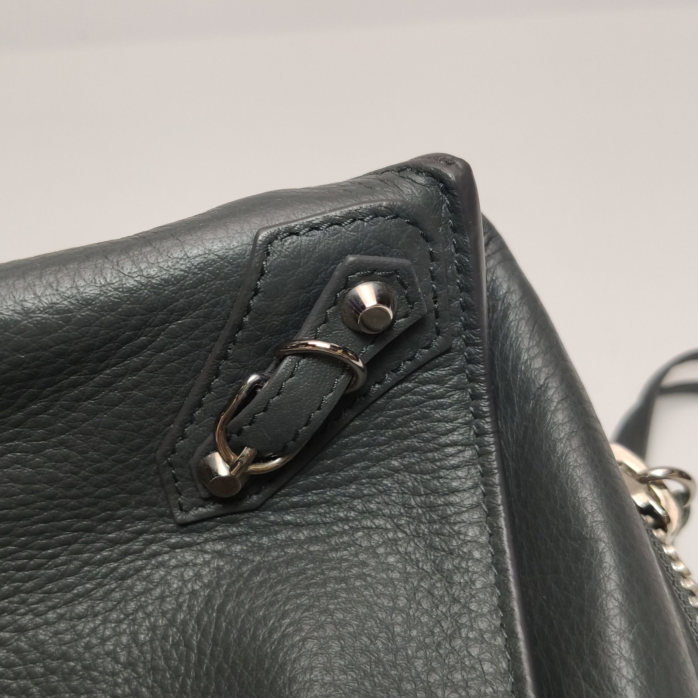 Balenciaga Balenciaga Women os Shoulder Bags Size ONE SIZE - 12 Thumbnail