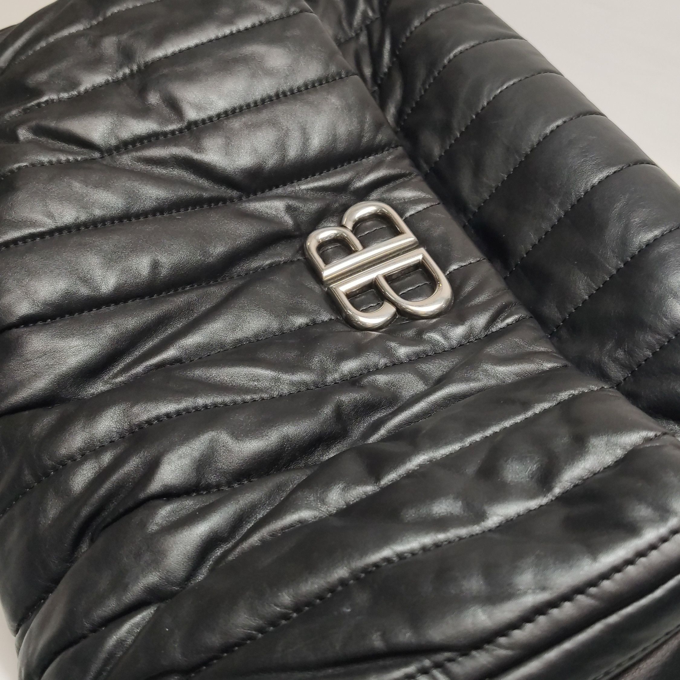 Balenciaga Balenciaga Women os Shoulder Bags Size ONE SIZE - 17 Thumbnail