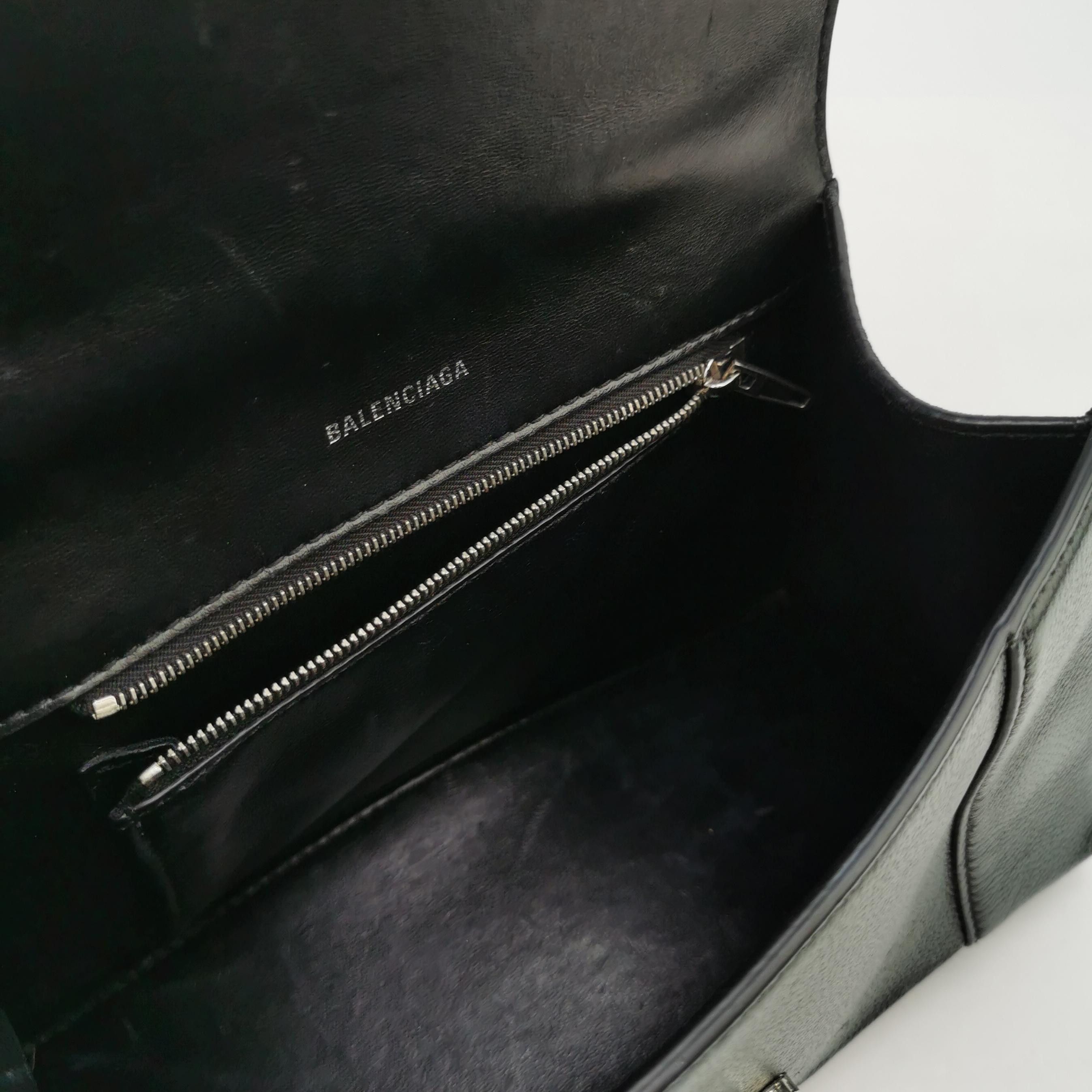 Balenciaga Balenciaga Women os Shoulder Bags Size ONE SIZE - 7 Thumbnail