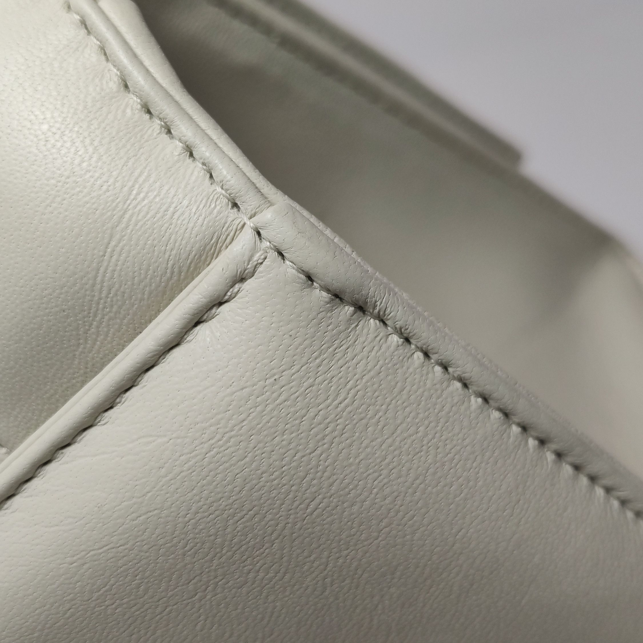 Balenciaga Balenciaga Women os Shoulder Bags Size ONE SIZE - 17 Thumbnail