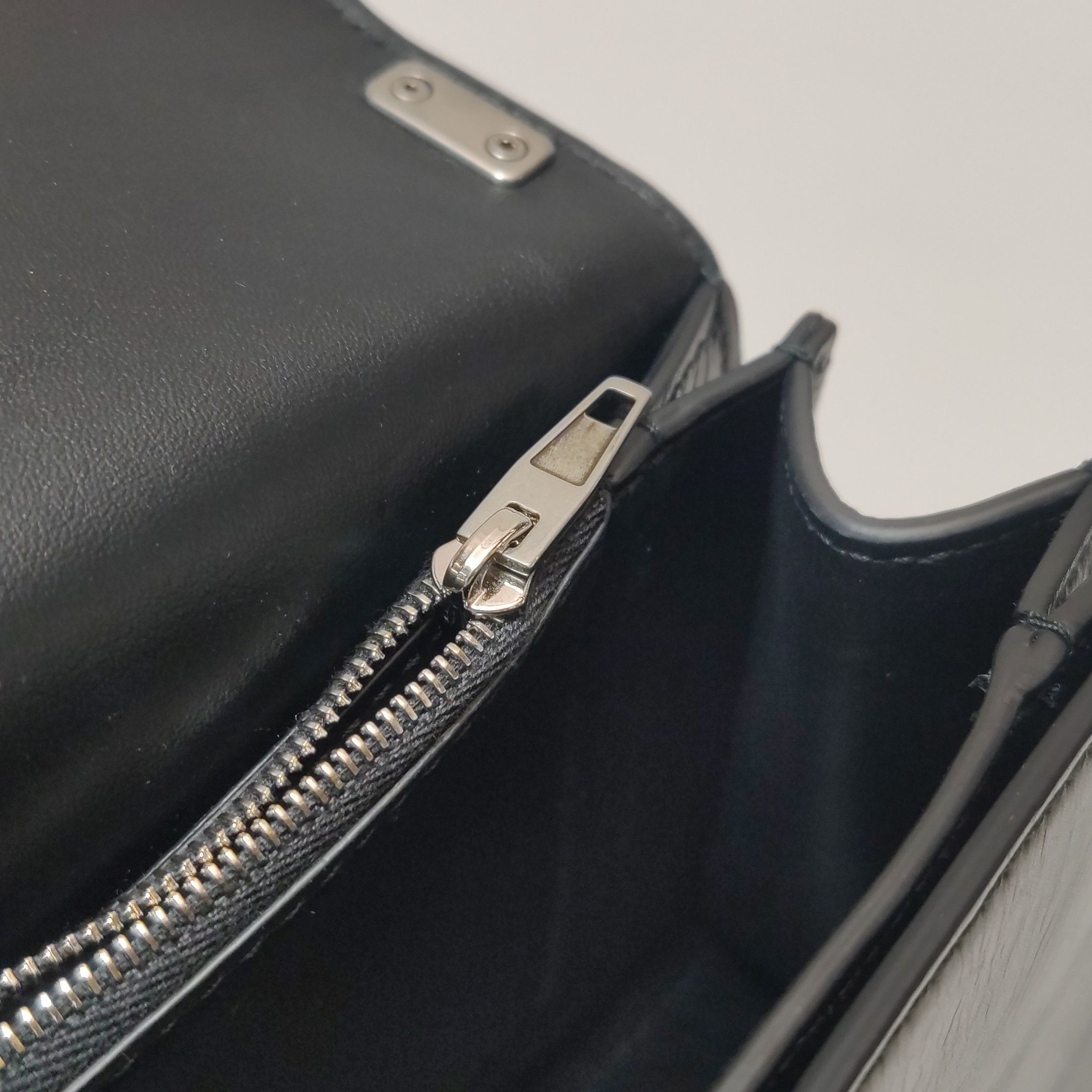 Balenciaga Balenciaga Women os Shoulder Bags Size ONE SIZE - 14 Thumbnail