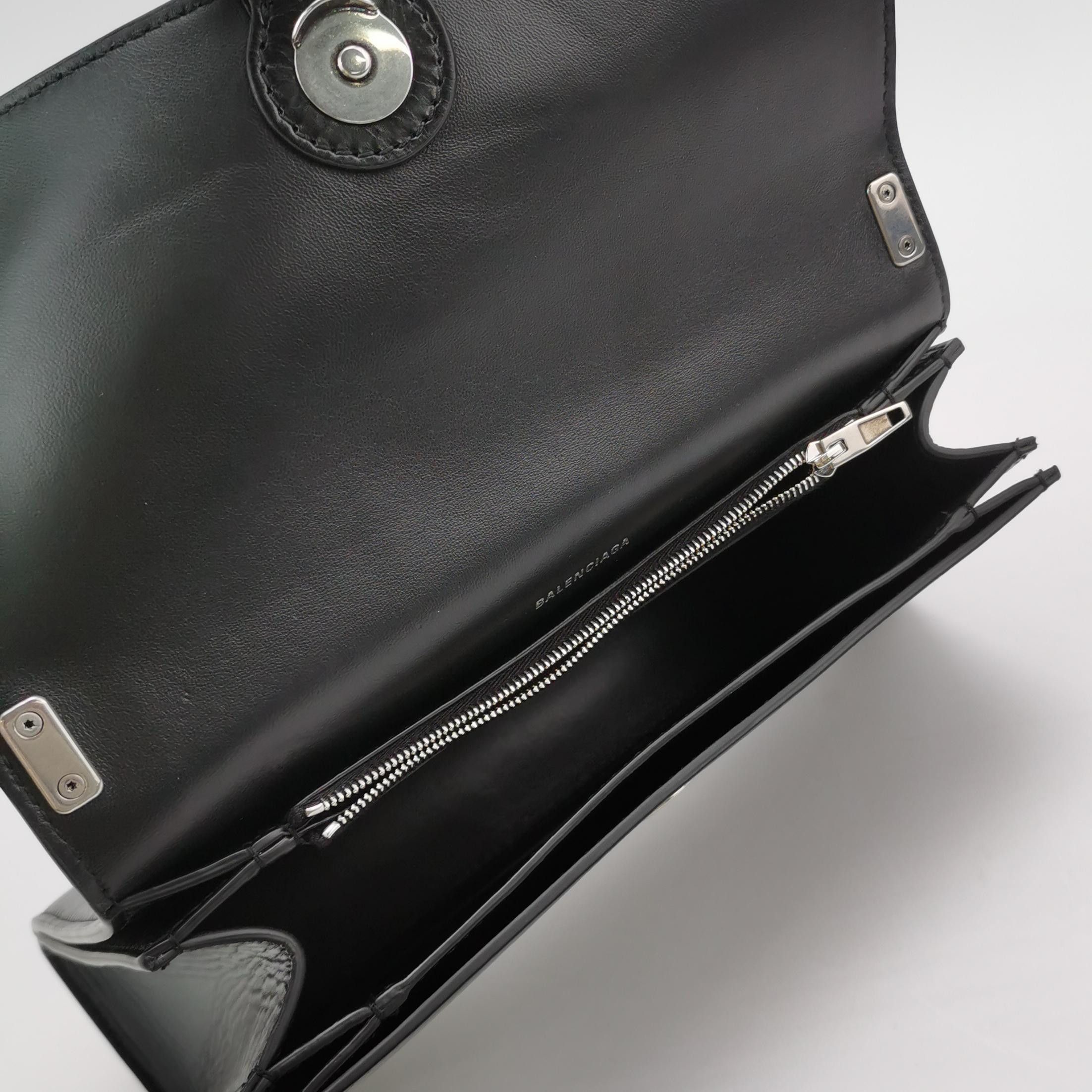 Balenciaga Balenciaga Women os Shoulder Bags Size ONE SIZE - 7 Thumbnail