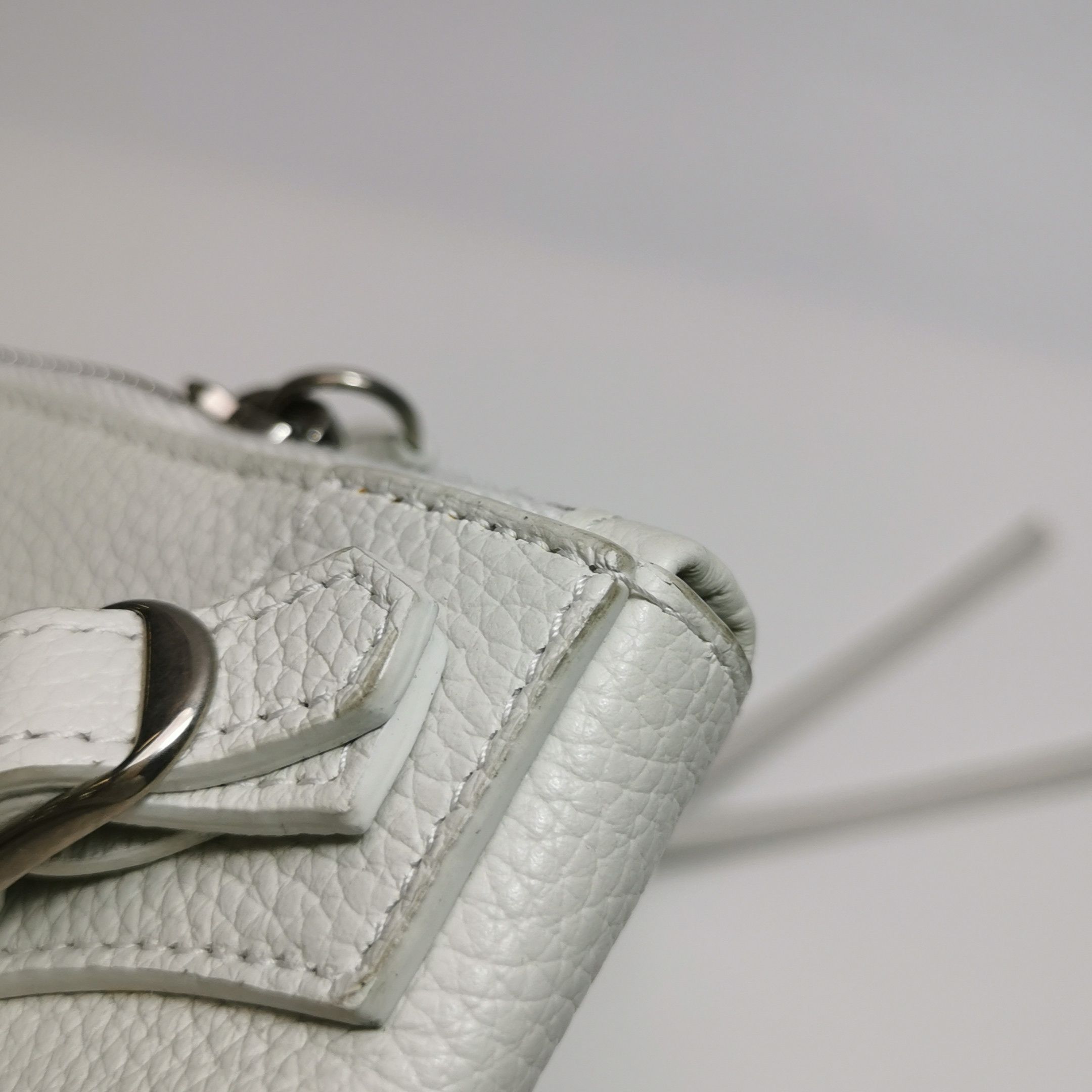 Balenciaga Balenciaga Women os Crossbody Bags Size ONE SIZE - 16 Thumbnail