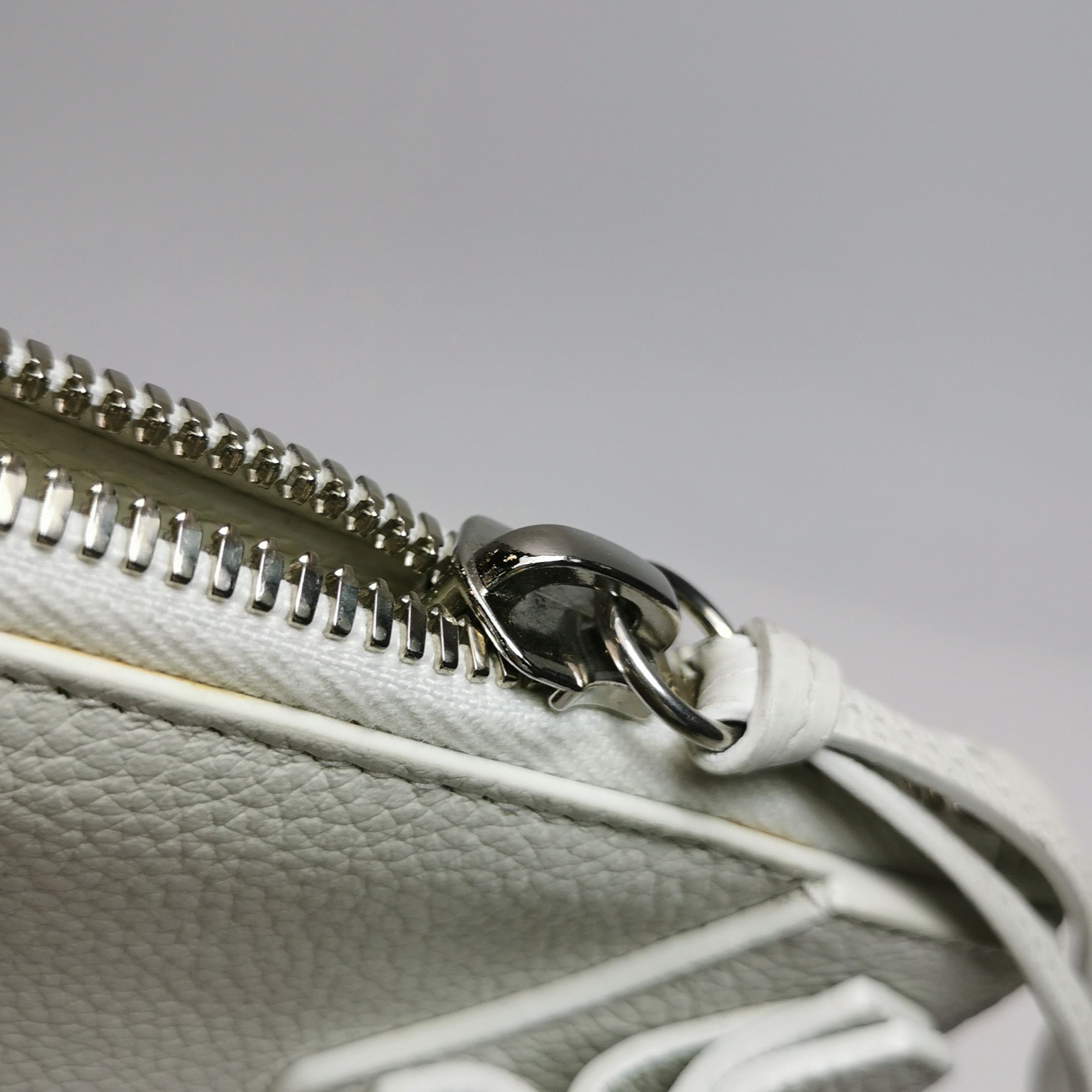 Balenciaga Balenciaga Women os Crossbody Bags Size ONE SIZE - 12 Thumbnail