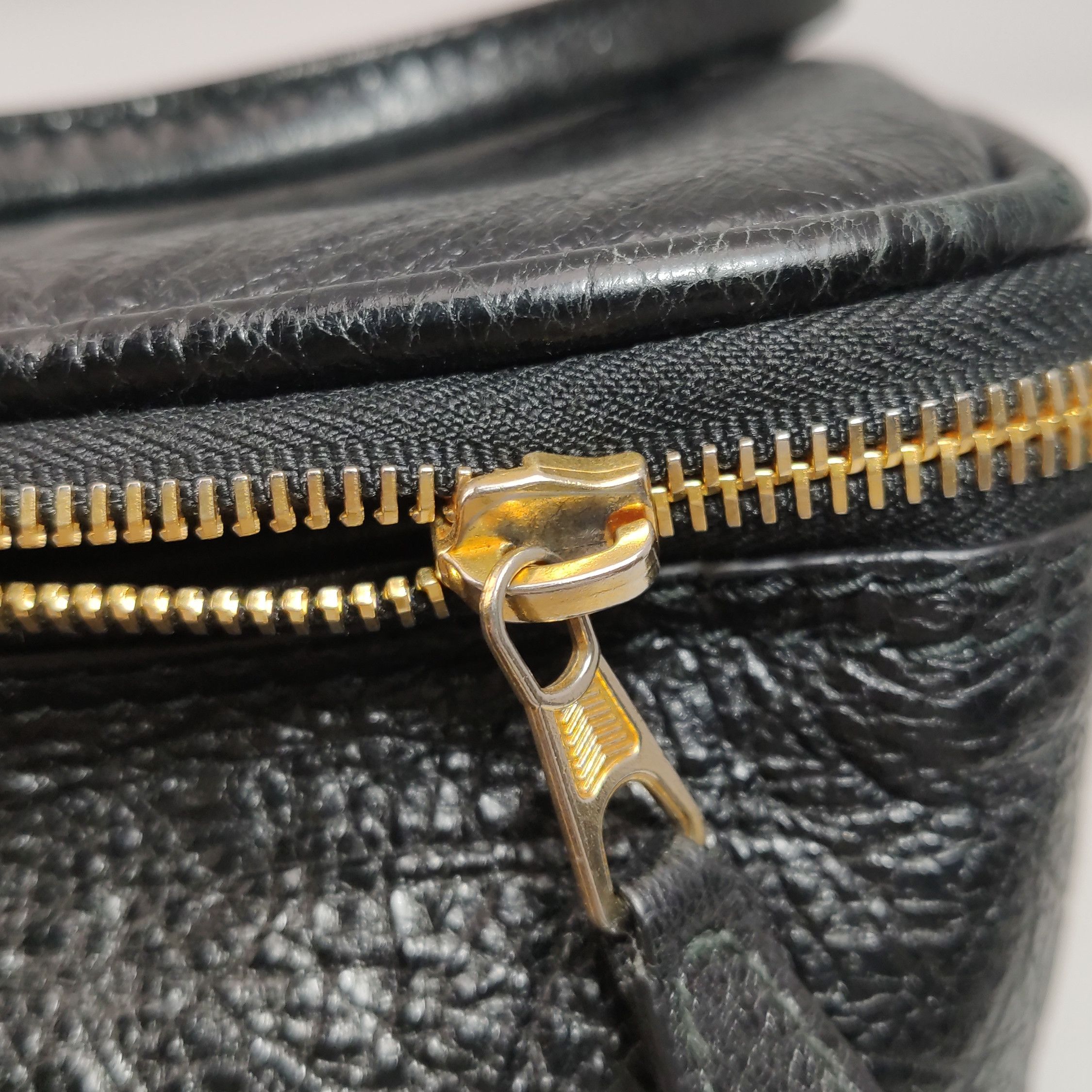 Balenciaga Balenciaga Women os Crossbody Bags Size ONE SIZE - 16 Thumbnail