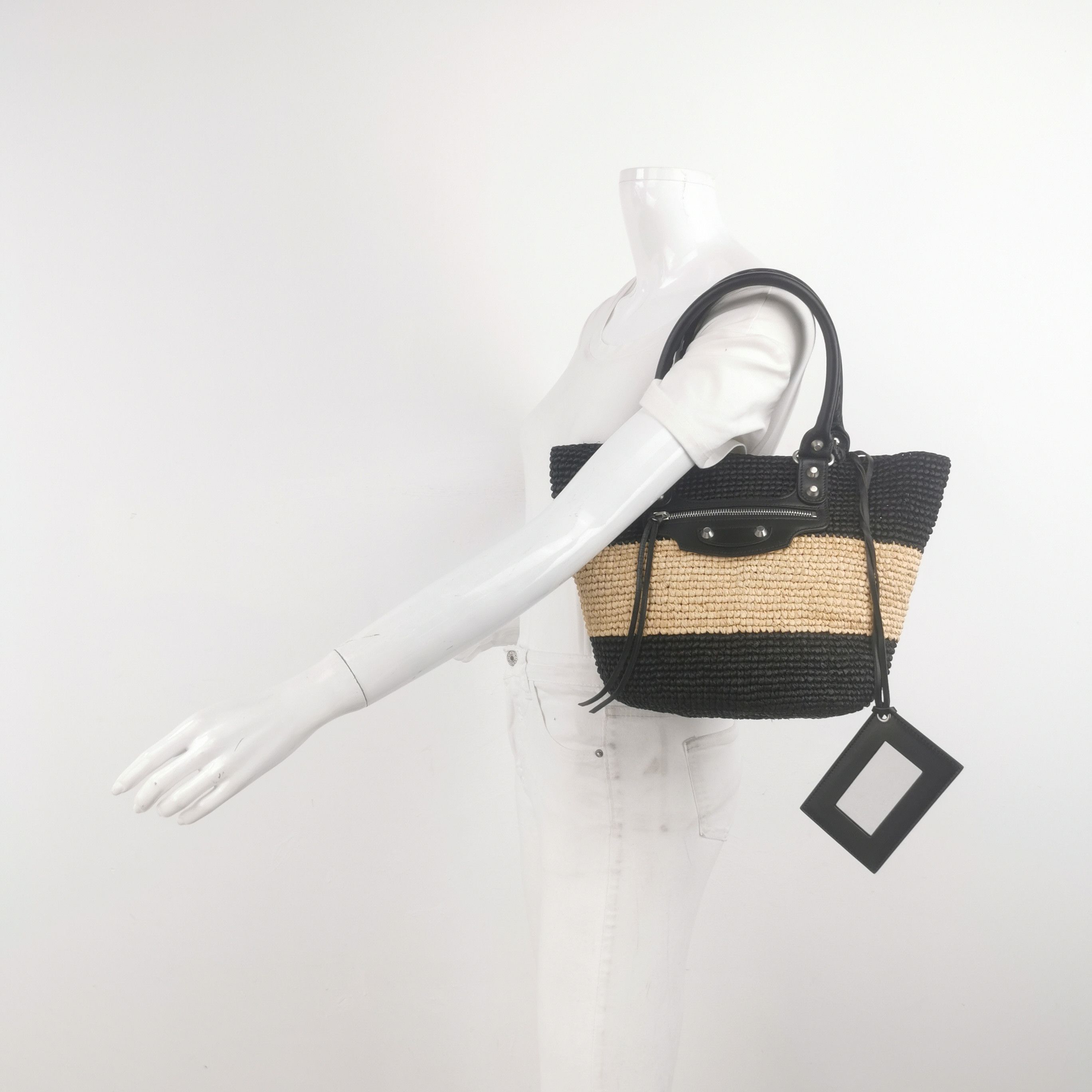 Balenciaga Balenciaga Women os Shoulder Bags Size ONE SIZE - 2 Thumbnail