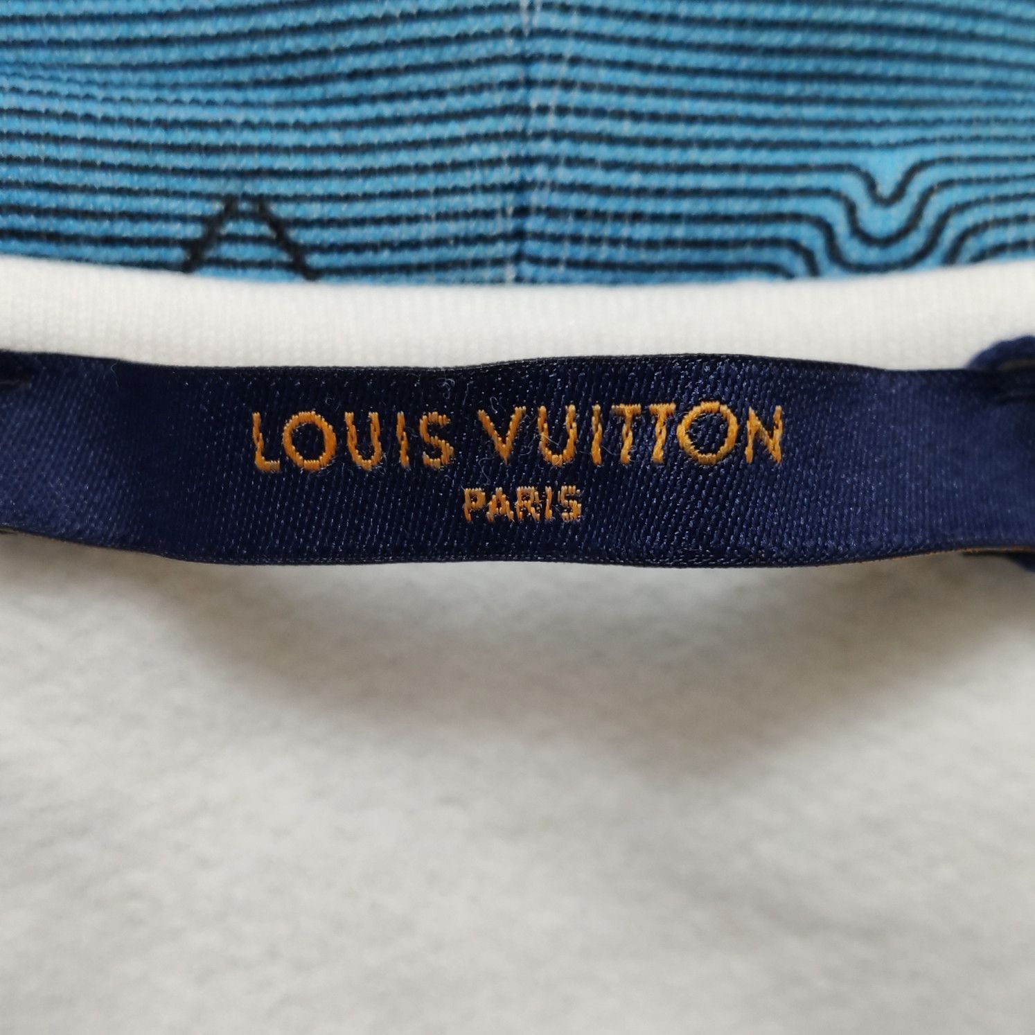 Louis Vuitton Louis Vuitton Monogram Hoodie Size XS Size US XS / EU 42 / 0 - 6 Thumbnail