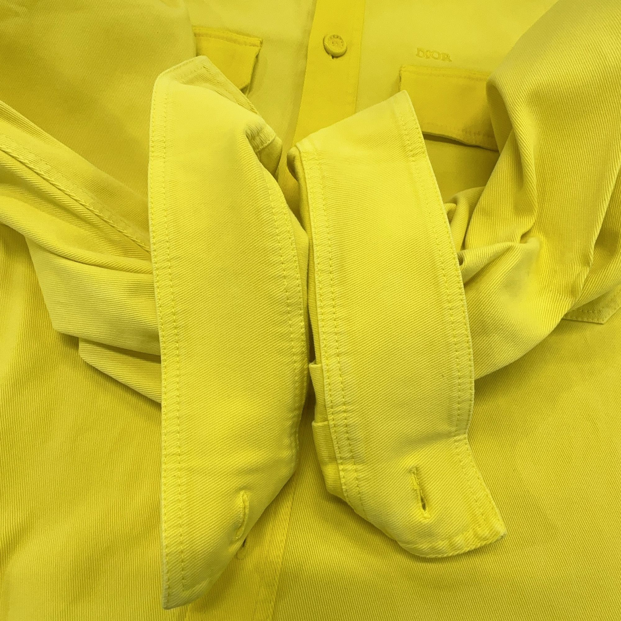 Dior Dior Solid Button Up Shirt Size S Size US S / EU 44-46 / 1 - 11 Thumbnail