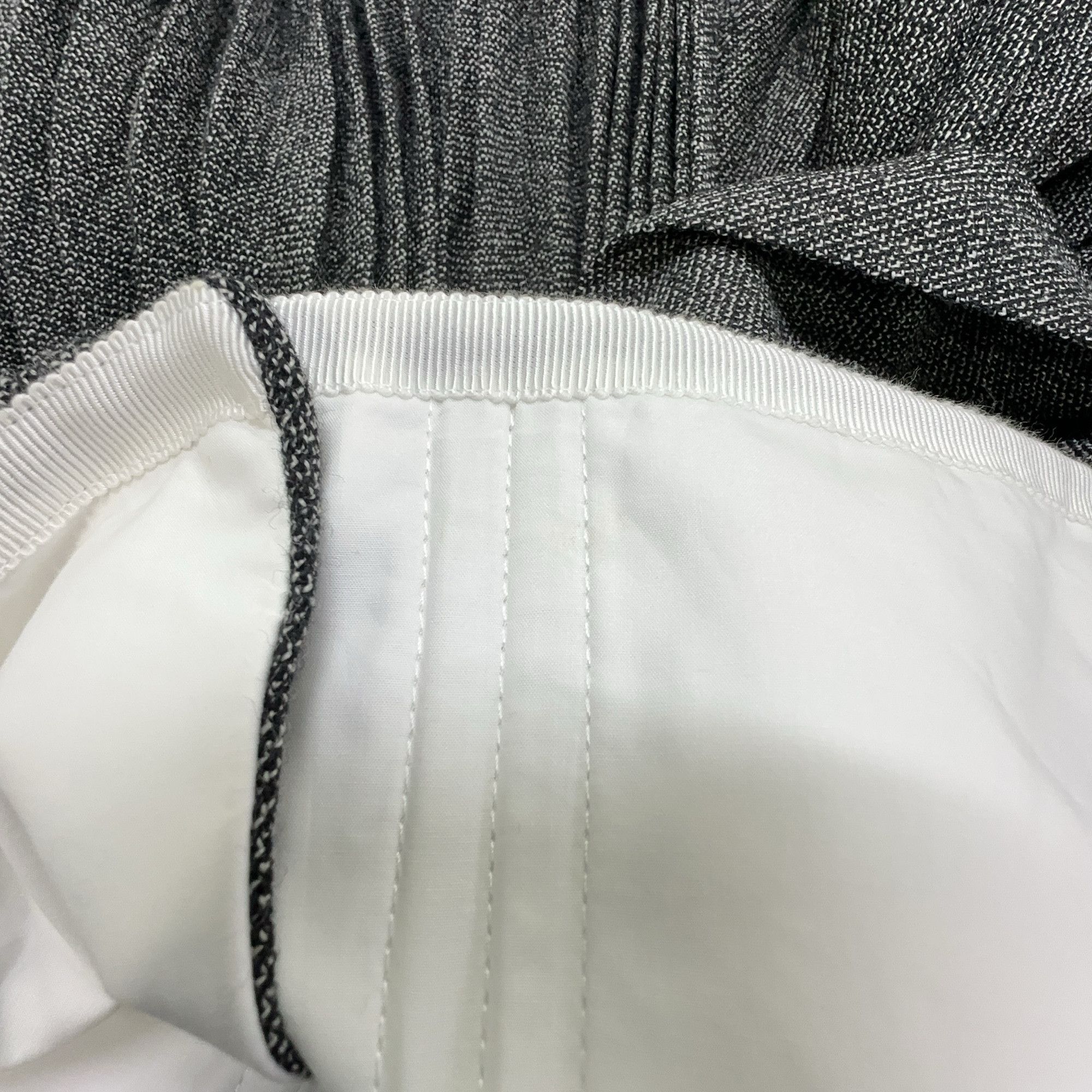 Christian Dior Monsieur Christian Dior Wool Pleated Skirt Size 38 Size 27" / US 4 / IT 40 - 5 Thumbnail