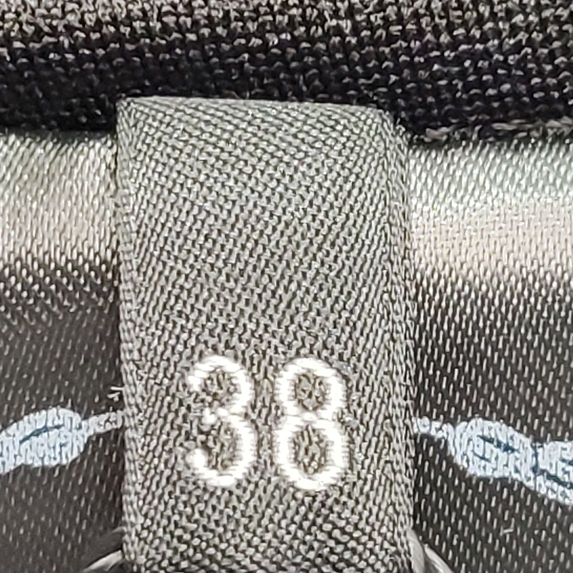 Prada Prada Triangle Logo Pants Size 38 Size 26" / US 2 / IT 38 - 6 Thumbnail