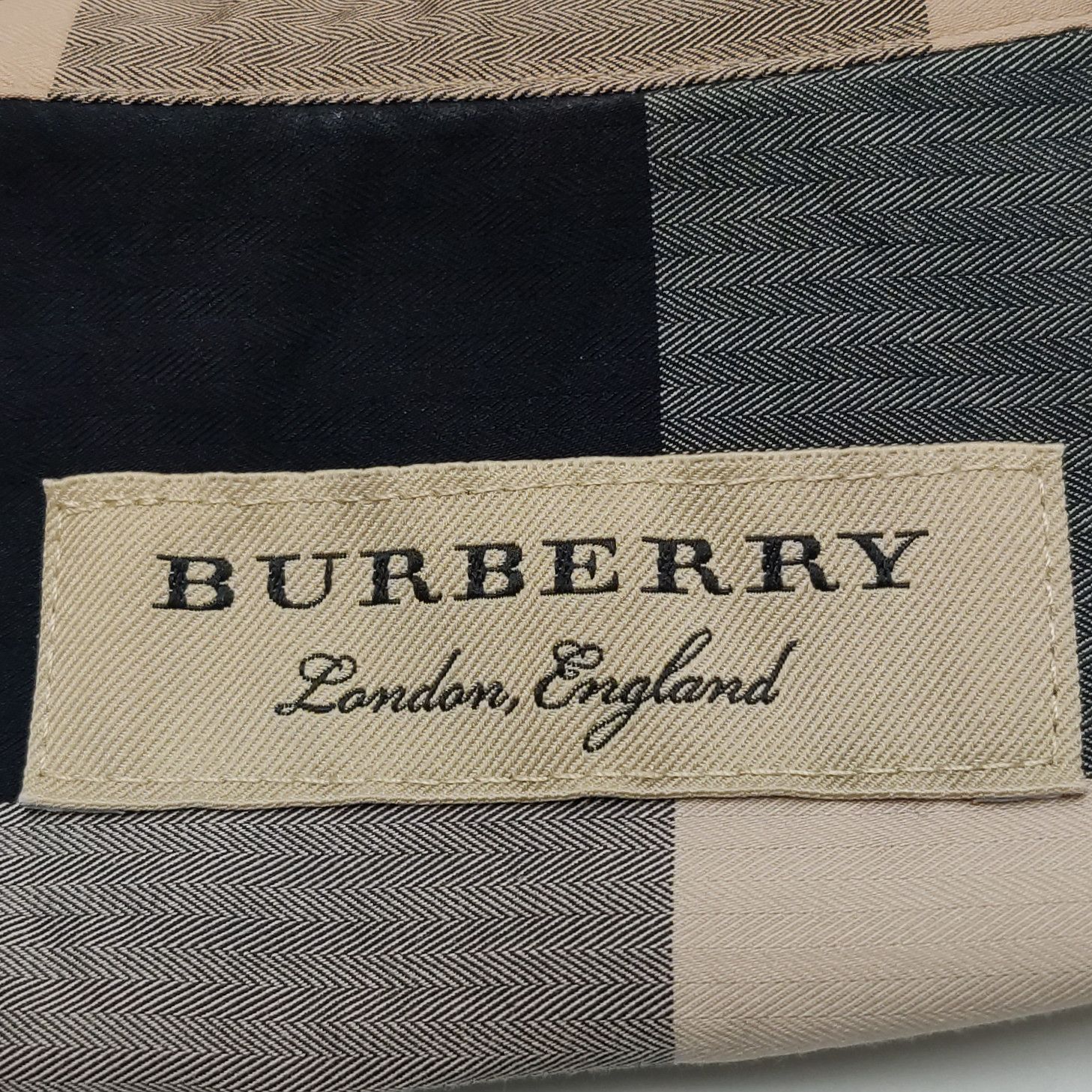 Burberry Burberry Colorblock Check Shirt Size L Size US L / EU 52-54 / 3 - 4 Thumbnail