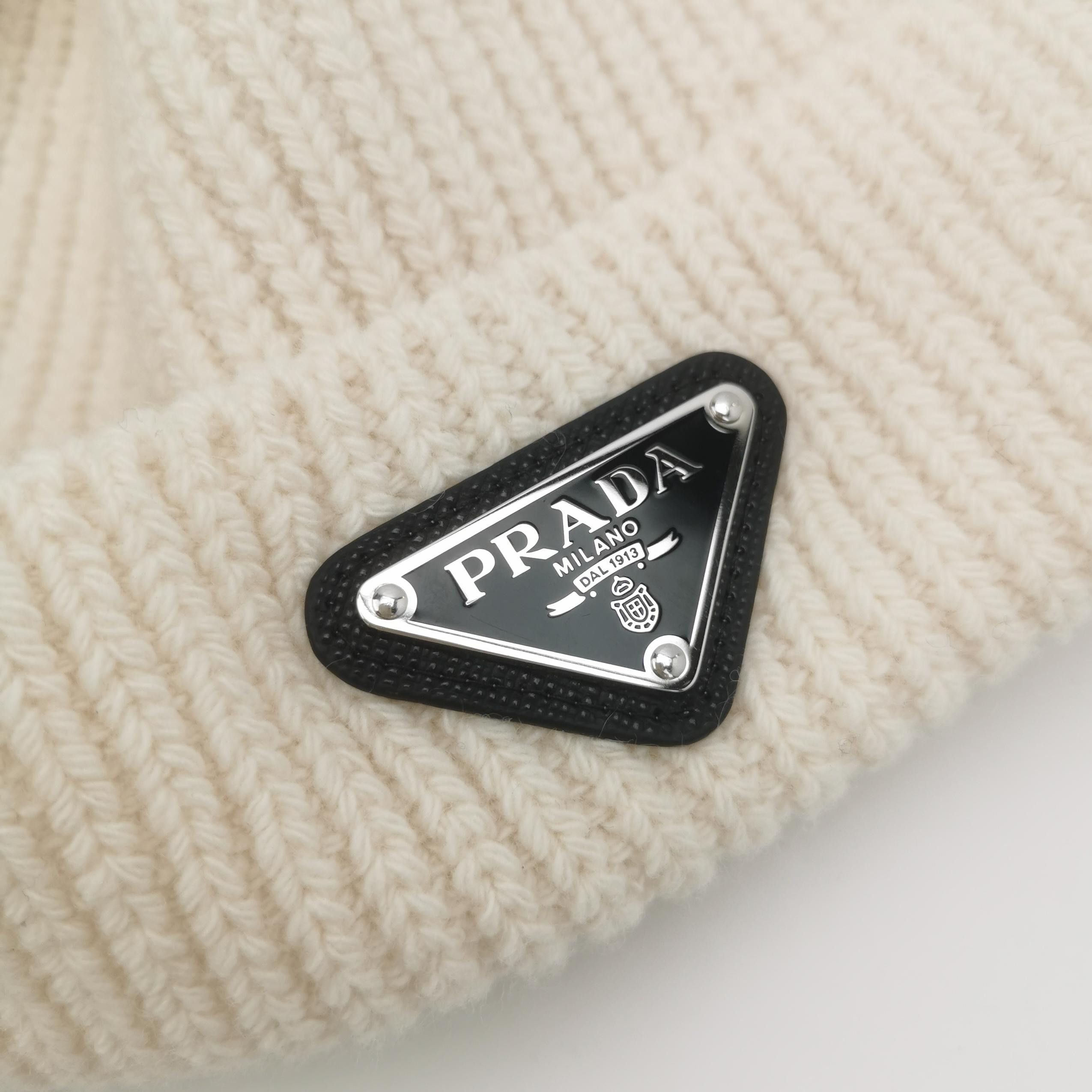 Prada Prada Triangle Logo Wool Cashmere Beanie Size L Size ONE SIZE - 4 Thumbnail