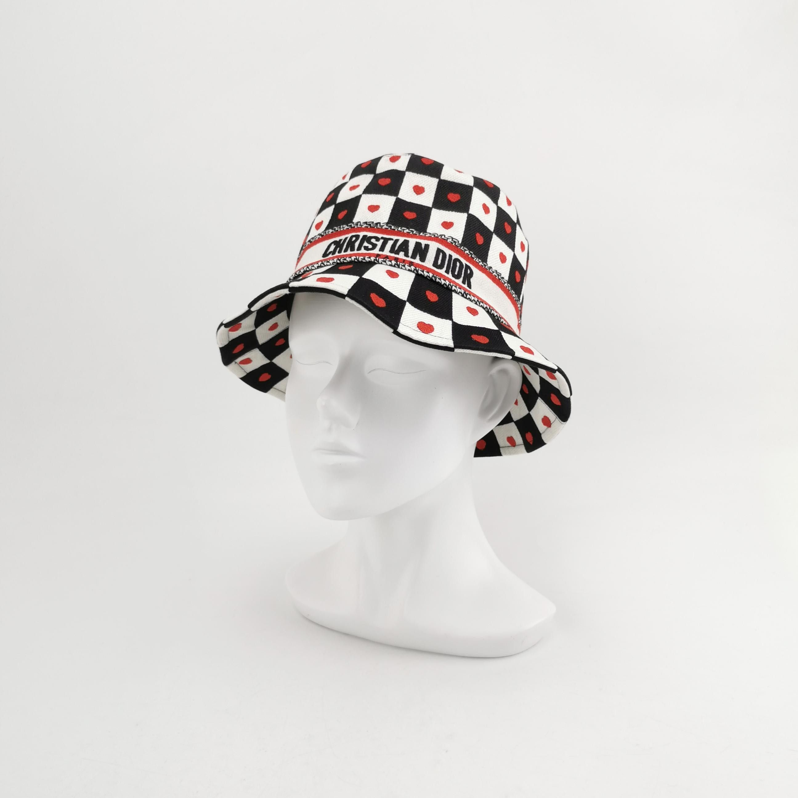 Dior Dior Heart Check Canvas Bucket Hat 57 Size ONE SIZE - 2 Thumbnail