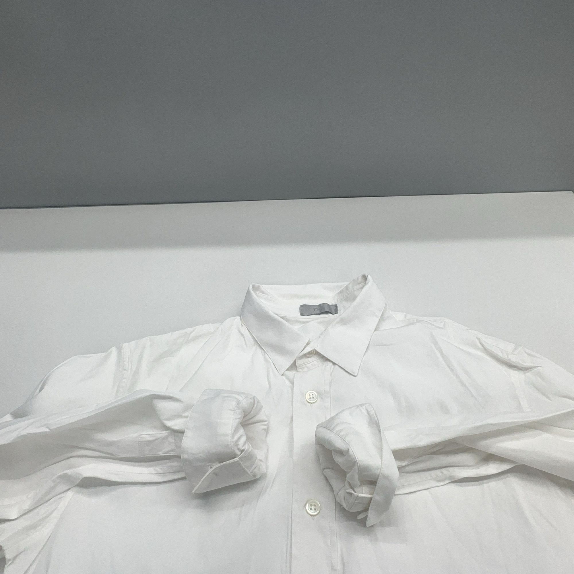 Dior Dior Bee Embroidery Shirt White Size S Size US S / EU 44-46 / 1 - 7 Thumbnail