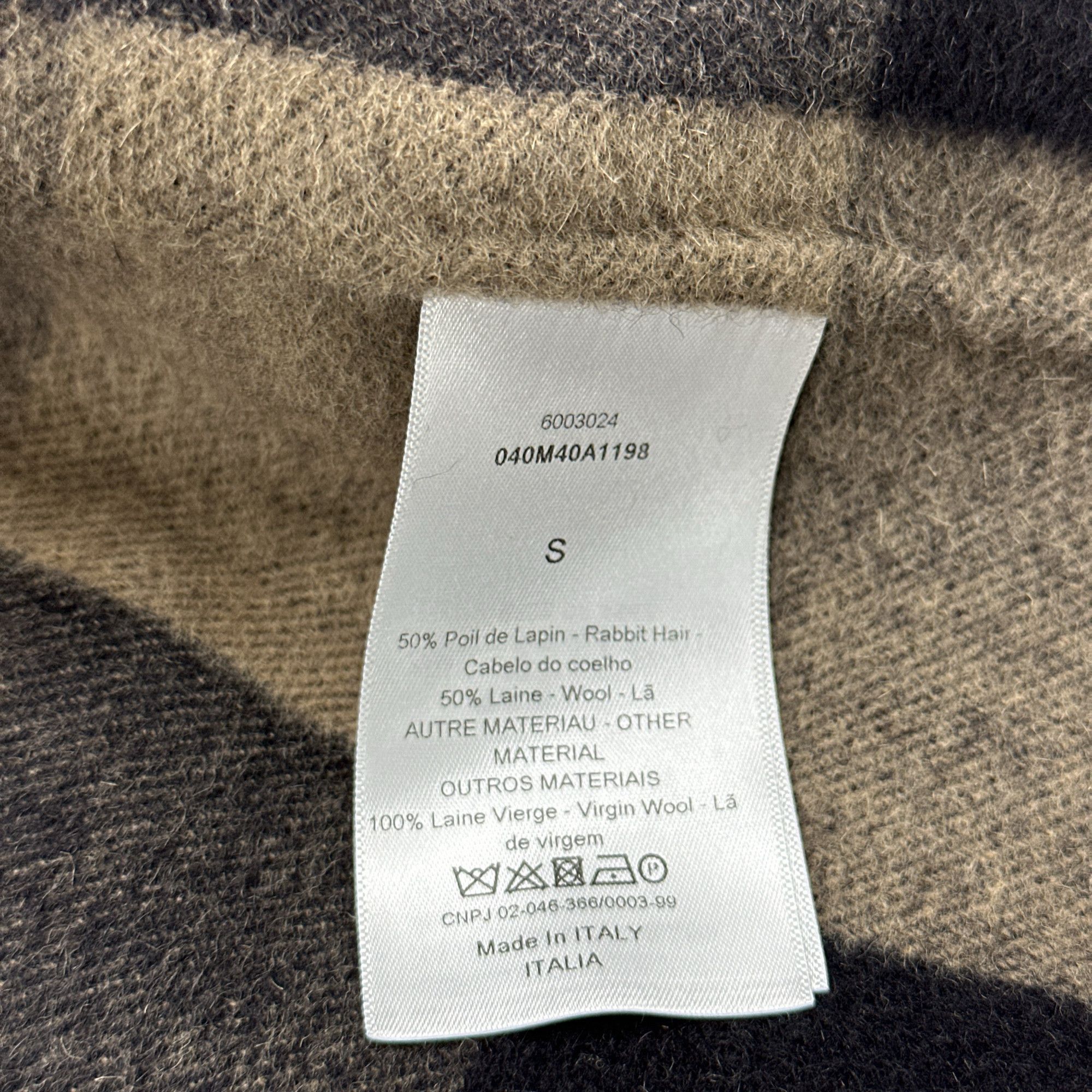 Dior Dior Check Logo Hooded Cape Size S Size US S / EU 44-46 / 1 - 5 Thumbnail