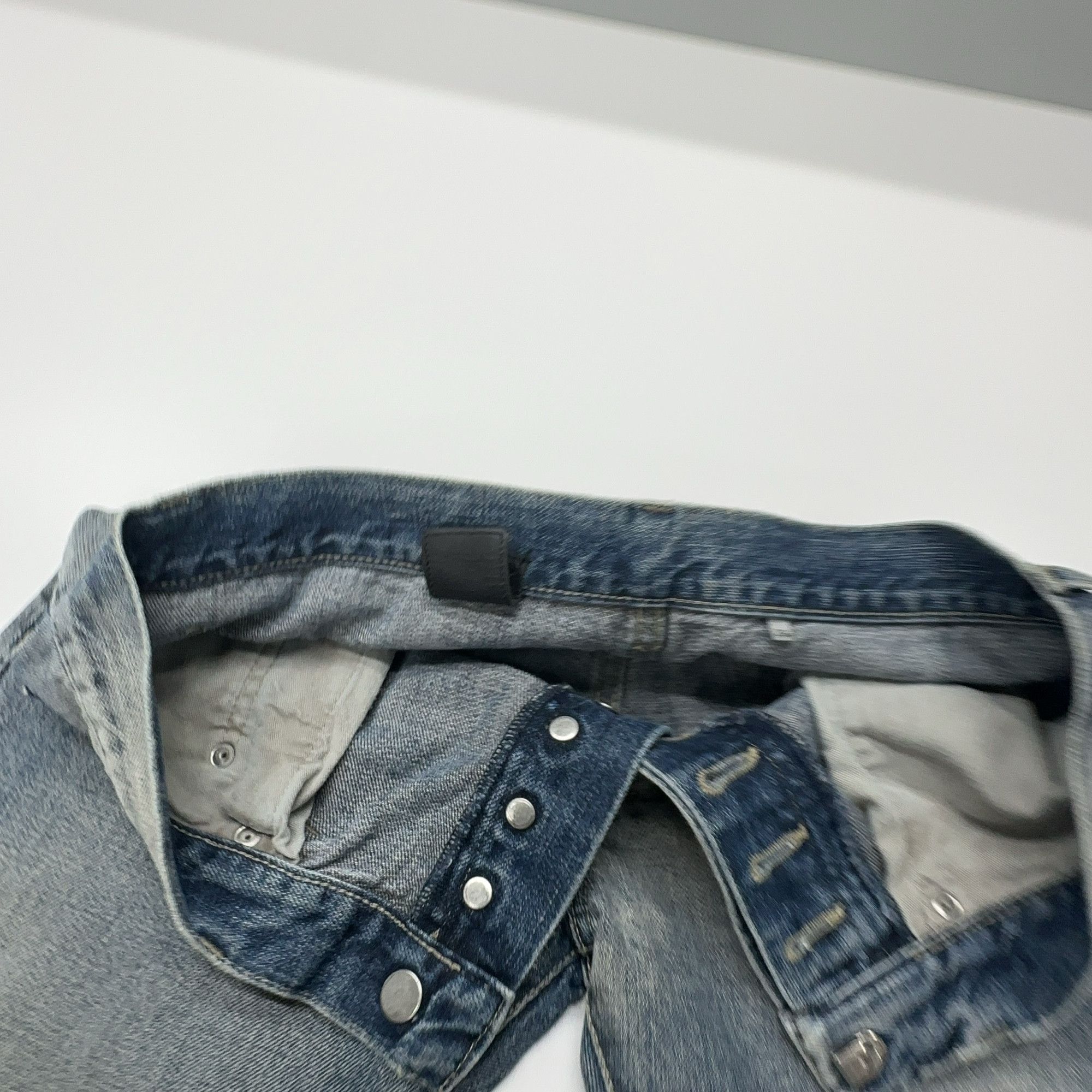 Dior Dior Faded Denim Jeans Size 29 Size US 29 - 6 Thumbnail