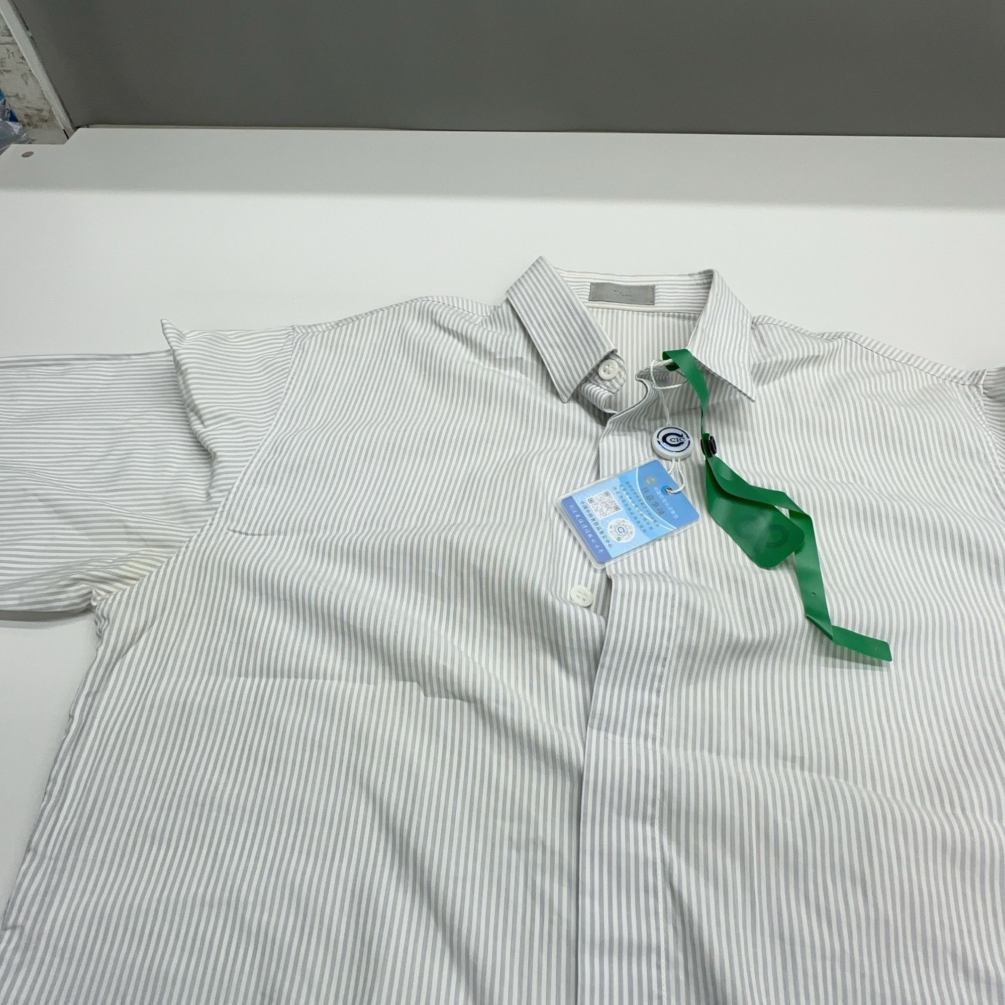 Dior Dior Striped Button Up Shirt Size 37 Size US S / EU 44-46 / 1 - 6 Thumbnail