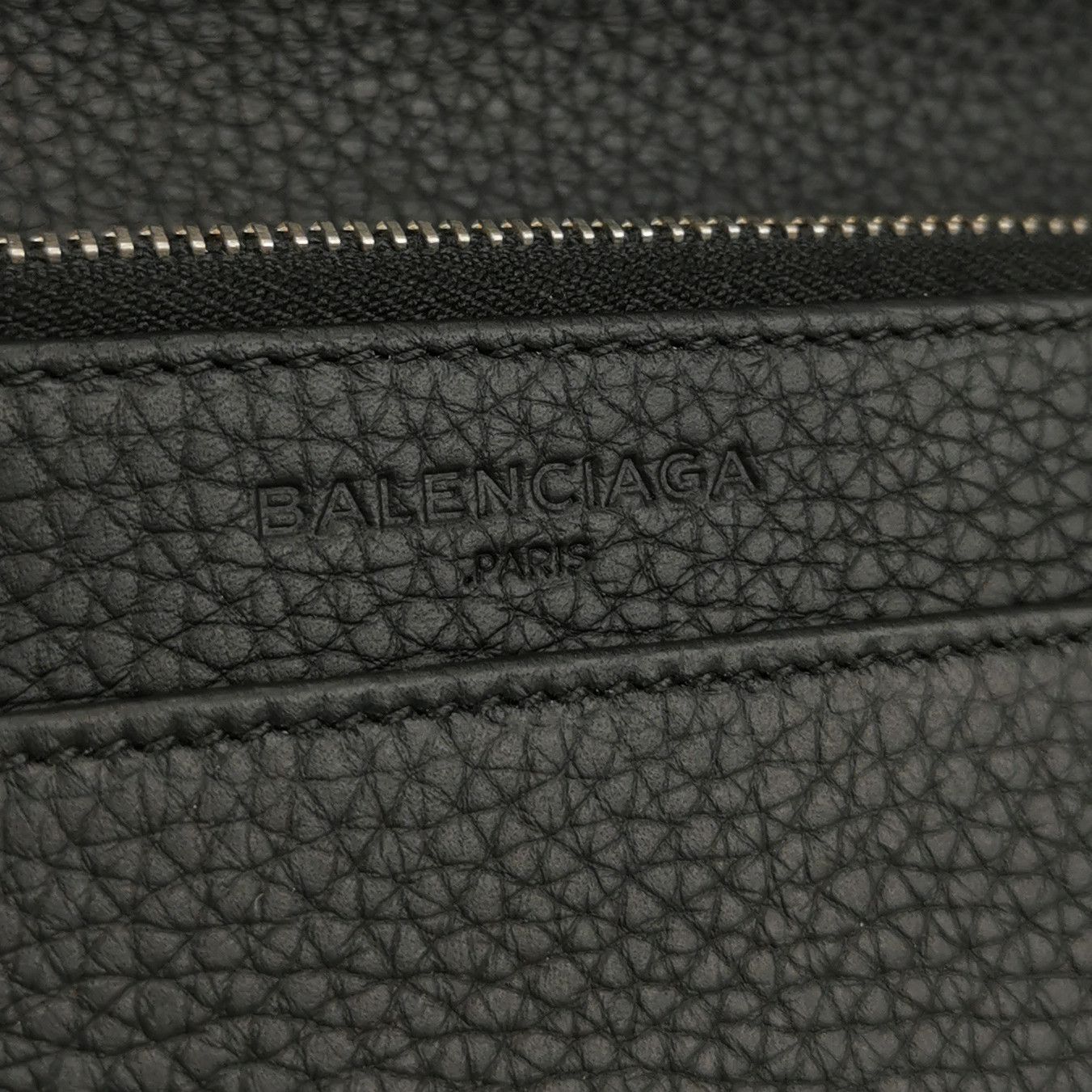 Balenciaga Balenciaga Women os Shoulder Bags Size ONE SIZE - 8 Thumbnail