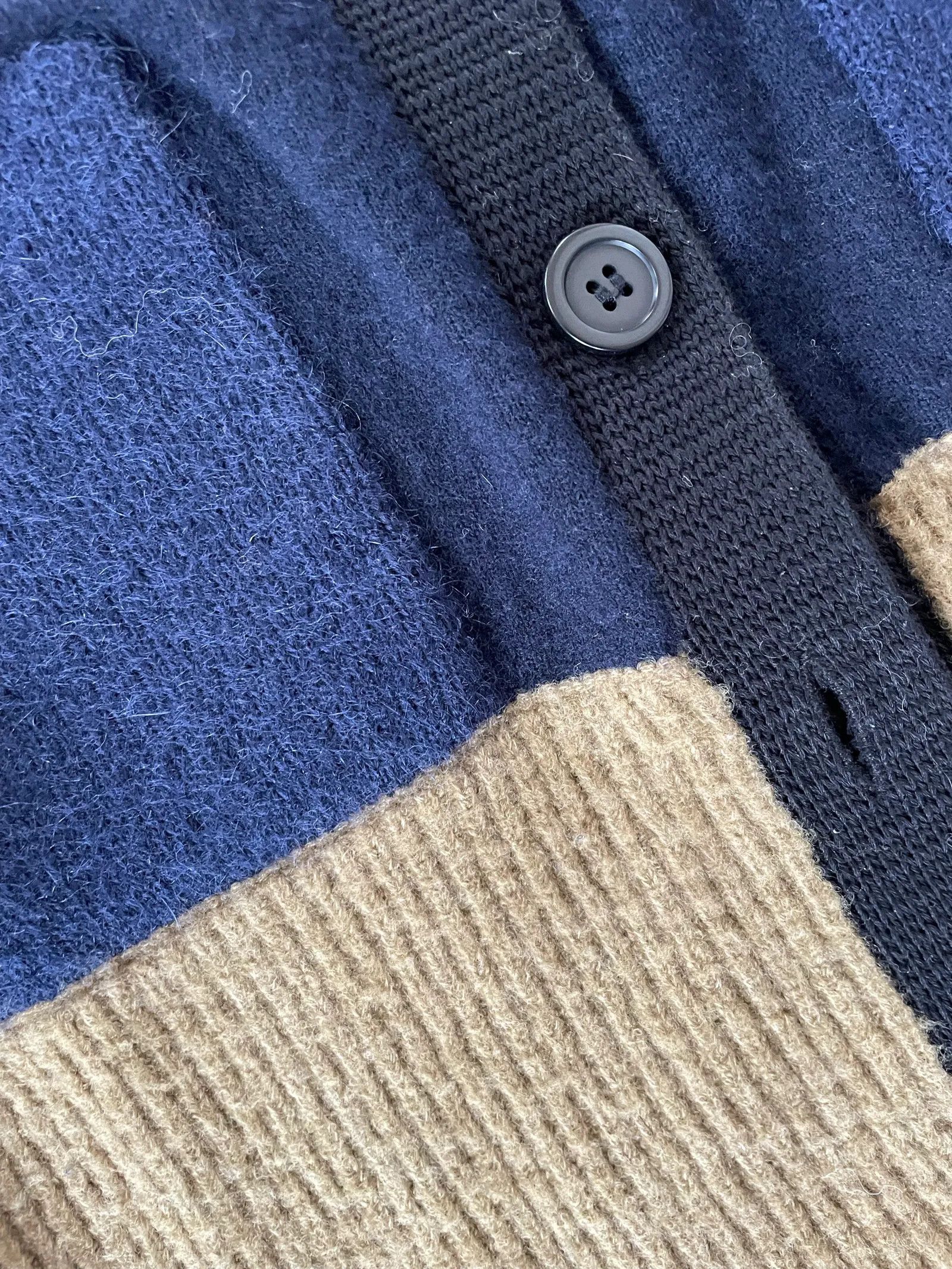 Cos Cos COS - Collection of Style Cardigan Size M / US 6-8 / IT 42-44 - 4 Thumbnail