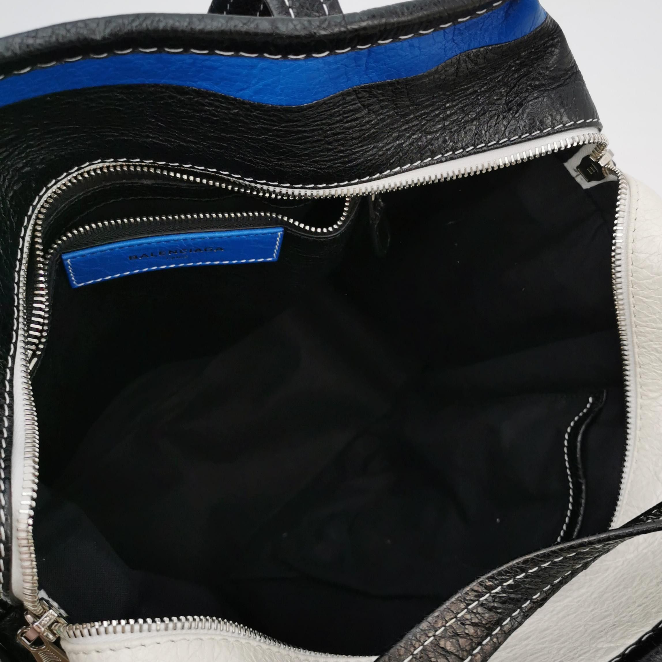 Balenciaga Balenciaga Women os Crossbody Bags Size ONE SIZE - 7 Thumbnail