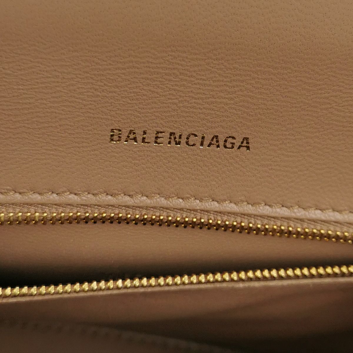 Balenciaga Balenciaga Women os Shoulder Bags Size ONE SIZE - 8 Thumbnail