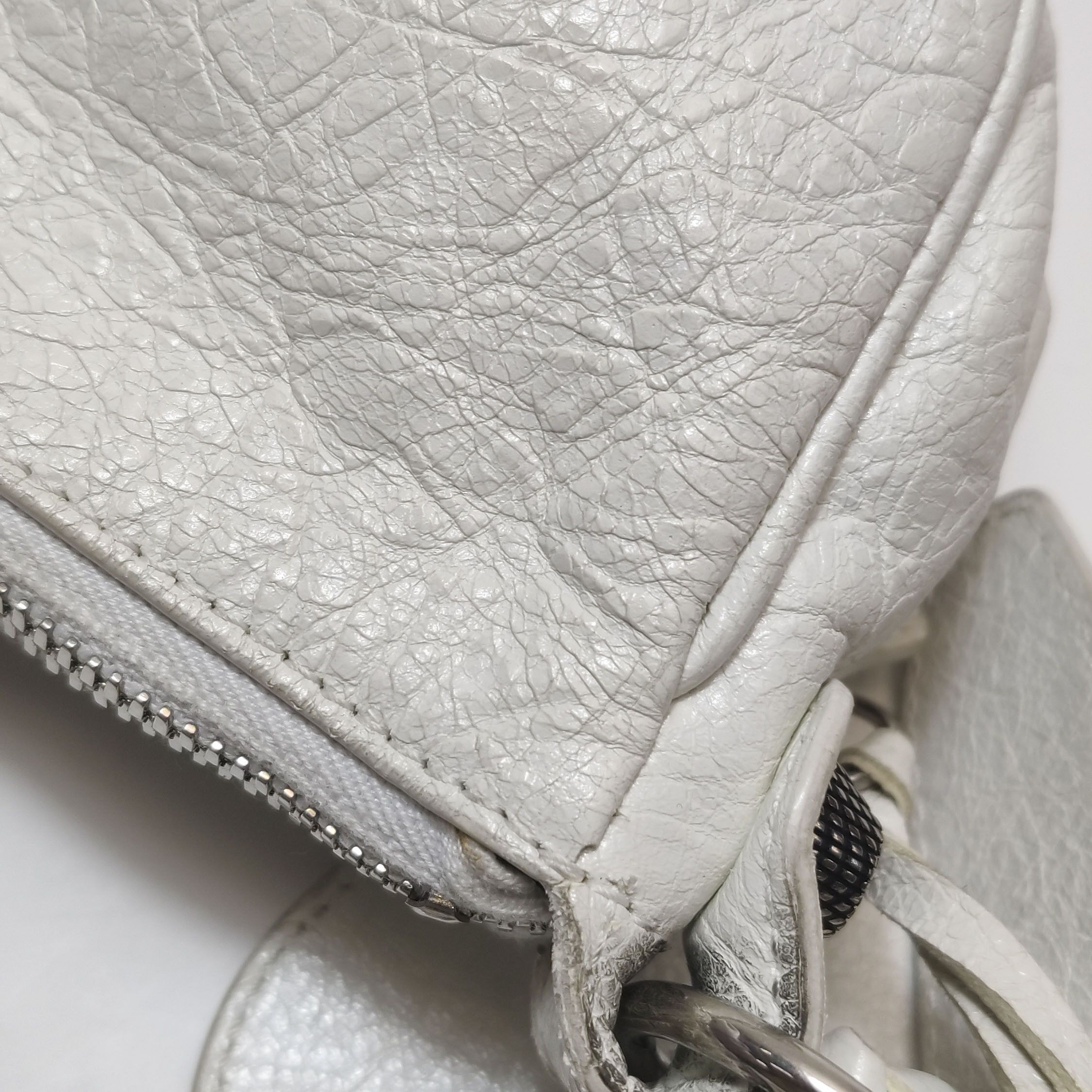 Balenciaga Balenciaga Women os Shoulder Bags Size ONE SIZE - 22 Thumbnail