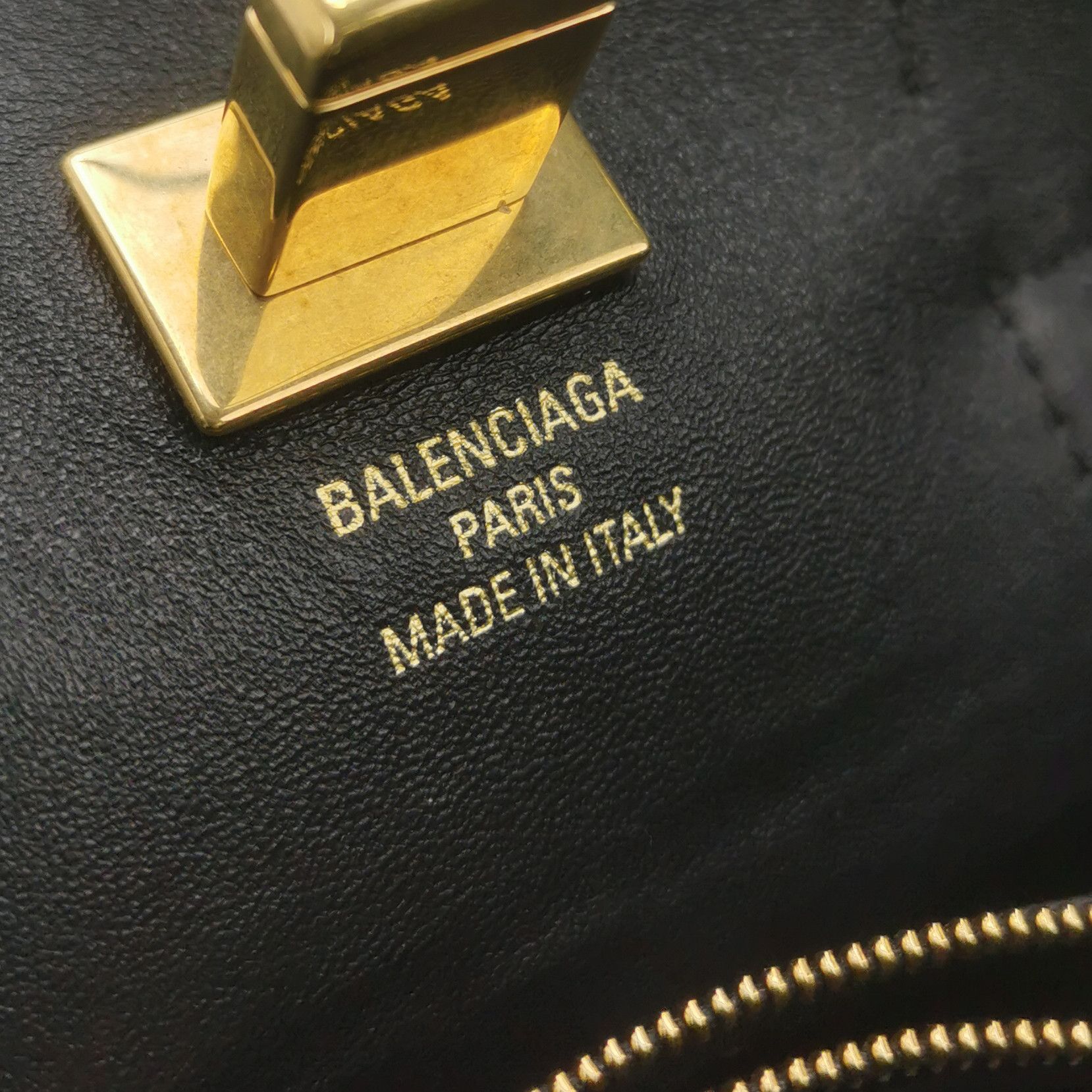 Balenciaga Balenciaga Women os Shoulder Bags Size ONE SIZE - 8 Thumbnail