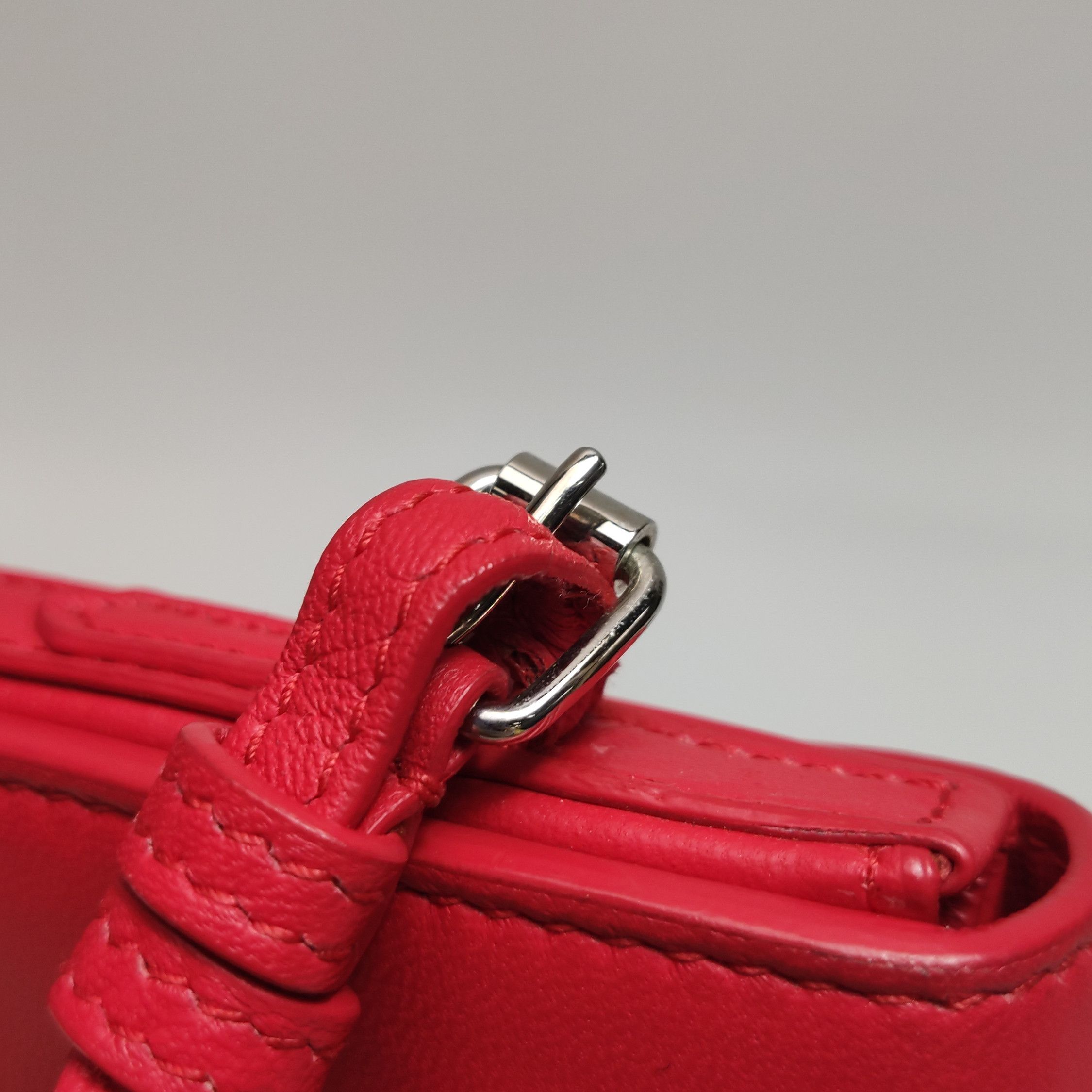 Balenciaga Balenciaga Women os Shoulder Bags Size ONE SIZE - 13 Thumbnail