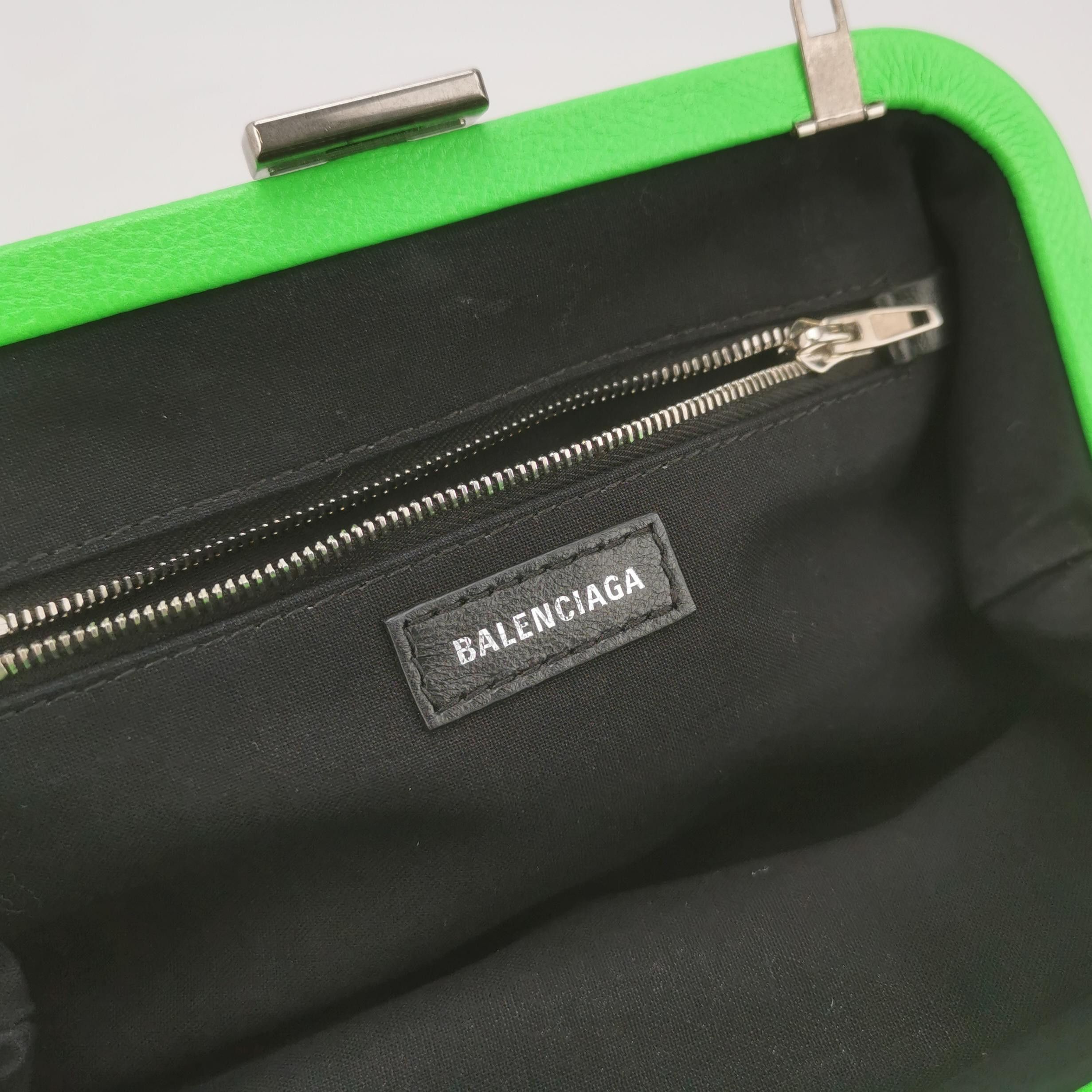 Balenciaga Balenciaga Women os Crossbody Bags Size ONE SIZE - 8 Thumbnail