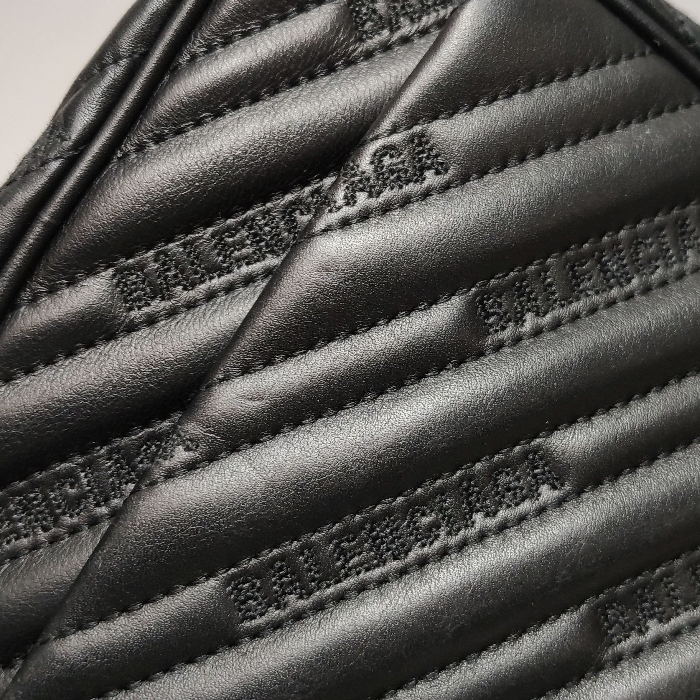 Balenciaga Balenciaga Women os Shoulder Bags Size ONE SIZE - 15 Thumbnail