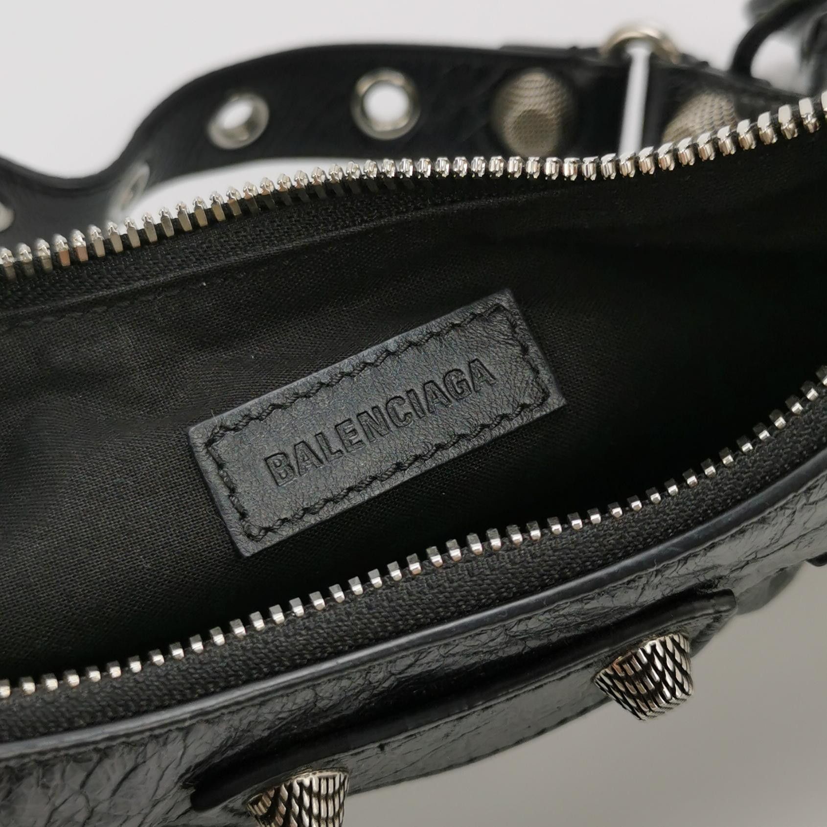 Balenciaga Balenciaga Women os Shoulder Bags Size ONE SIZE - 8 Thumbnail