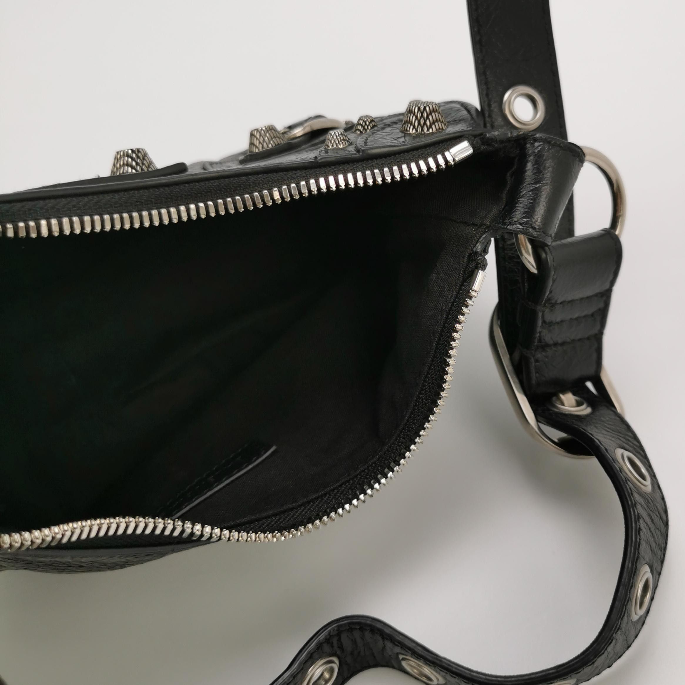 Balenciaga Balenciaga Women os Shoulder Bags Size ONE SIZE - 7 Thumbnail