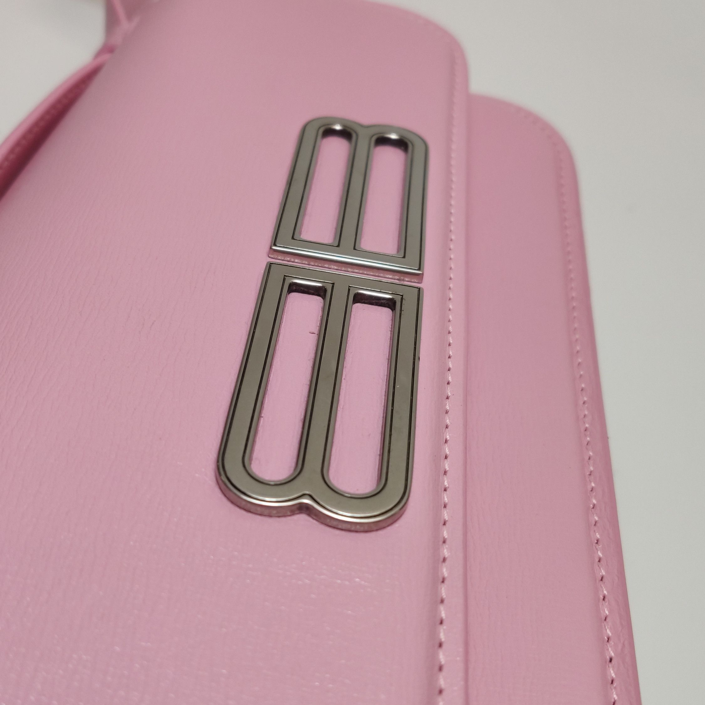 Balenciaga Balenciaga Women os Crossbody Bags Size ONE SIZE - 13 Thumbnail