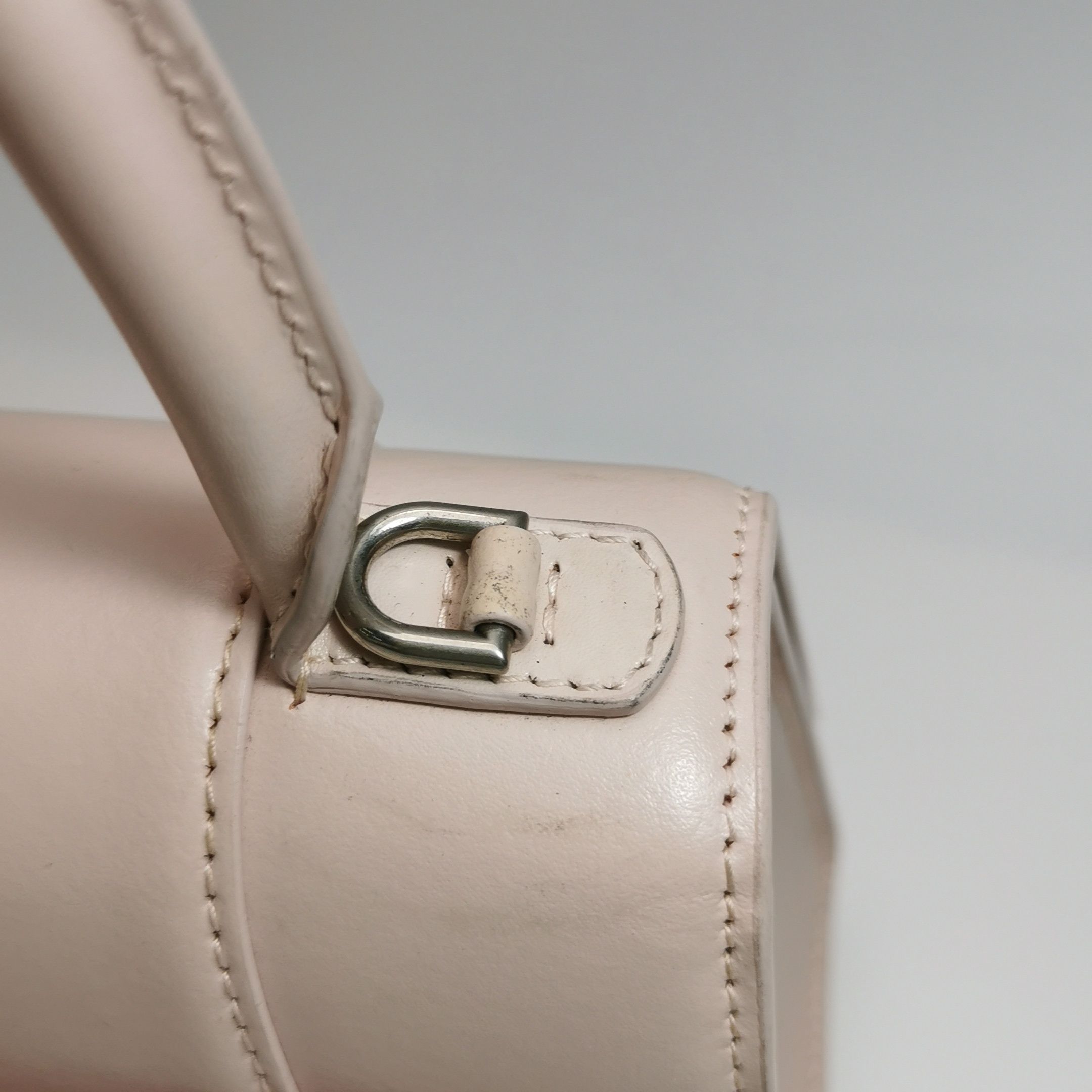 Balenciaga Balenciaga Women os Shoulder Bags Size ONE SIZE - 17 Thumbnail