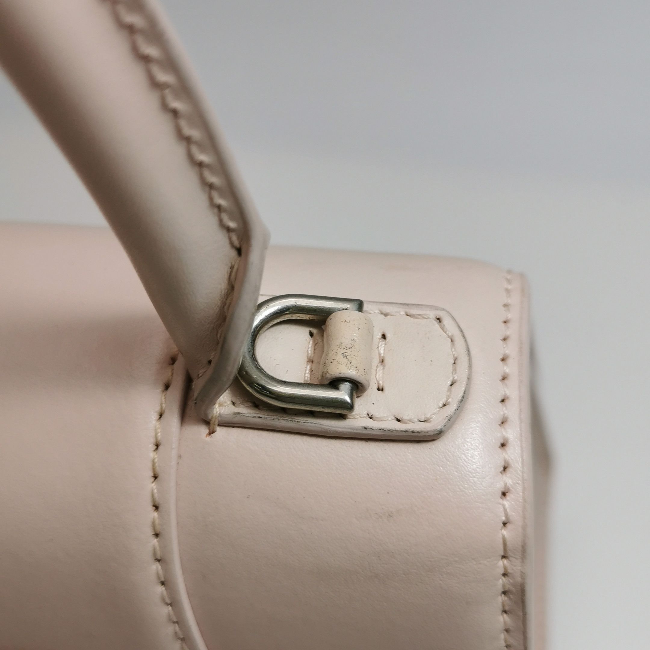 Balenciaga Balenciaga Women os Shoulder Bags Size ONE SIZE - 16 Thumbnail