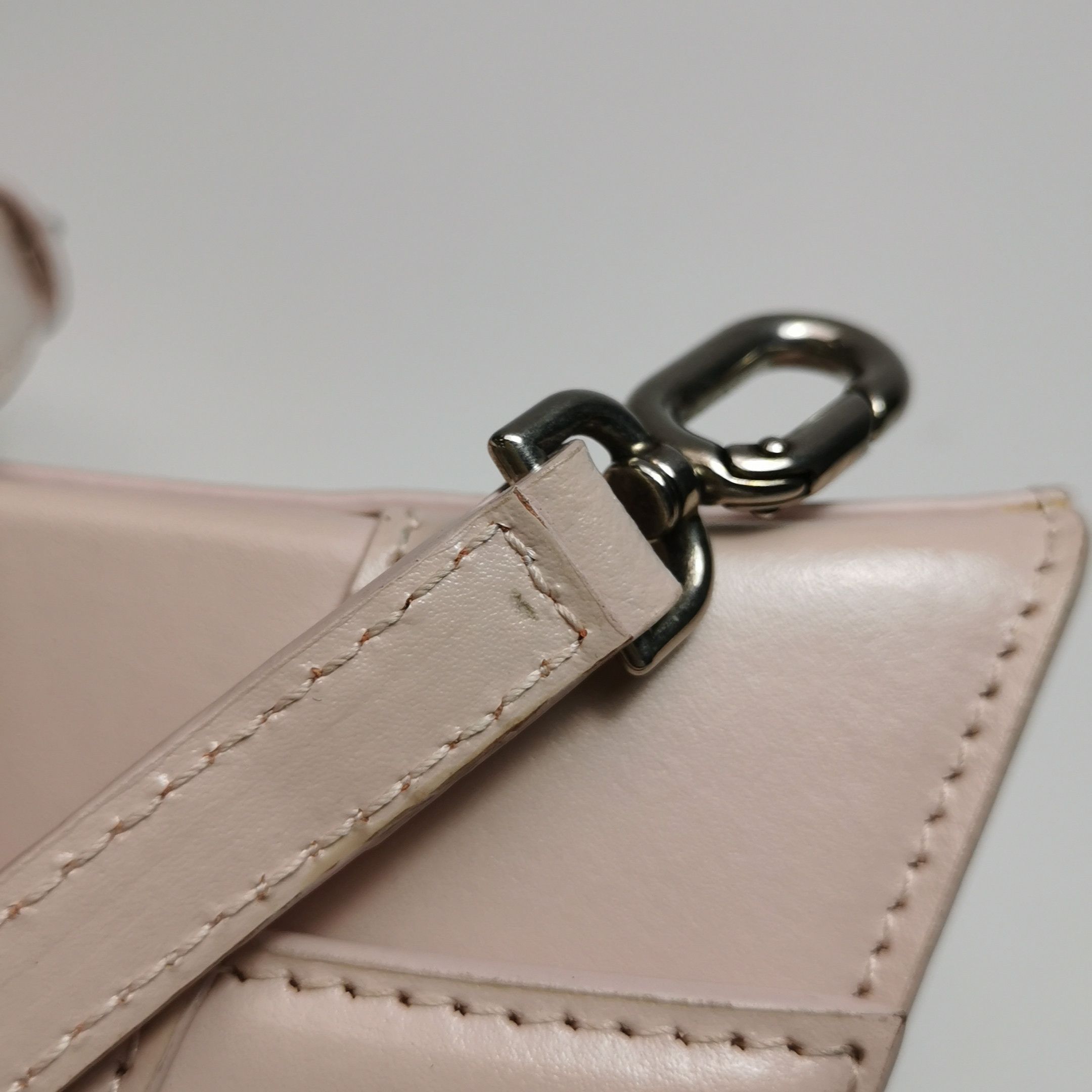 Balenciaga Balenciaga Women os Shoulder Bags Size ONE SIZE - 13 Thumbnail