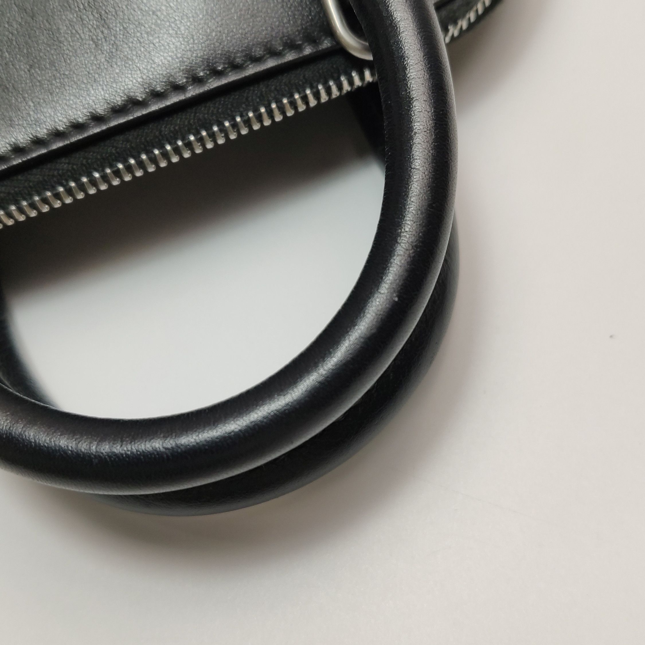 Balenciaga Balenciaga Women os Shoulder Bags Size ONE SIZE - 19 Thumbnail