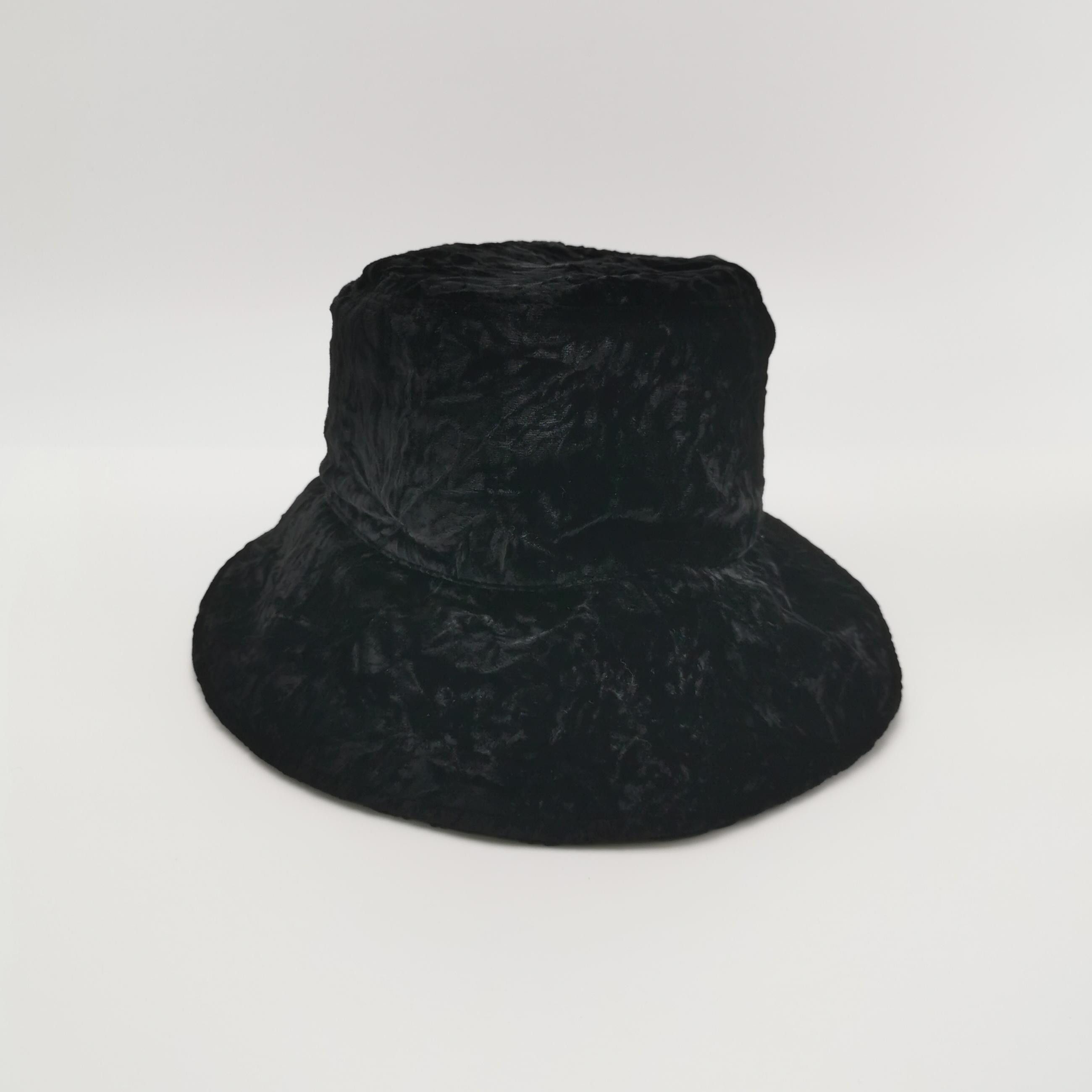 Miu Miu Miu Miu Velvet Bucket Hat Size M Size ONE SIZE - 3 Thumbnail