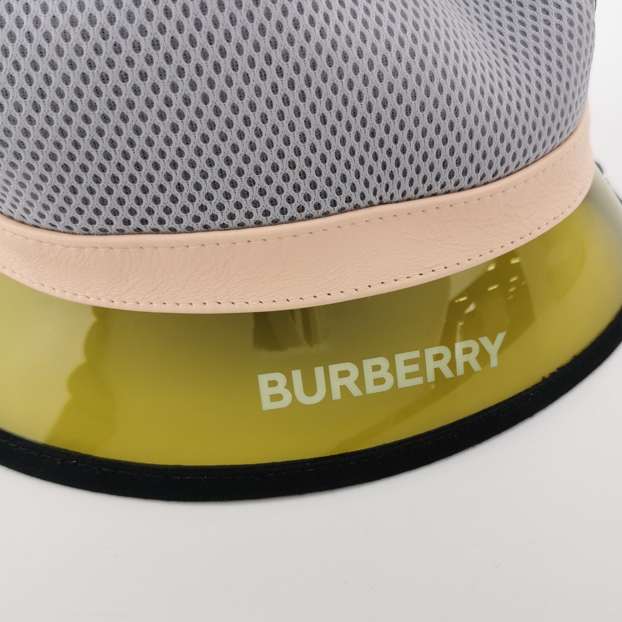 Burberry Burberry Logo Transparent Brim Bucket Hat Size M Size ONE SIZE - 4 Thumbnail